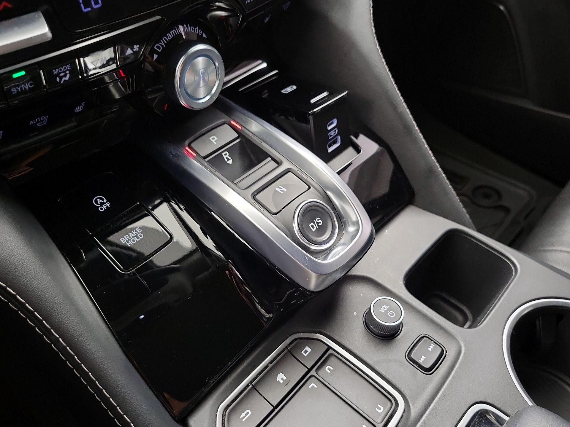 Thumbnail: 2022 Acura MDX - 18