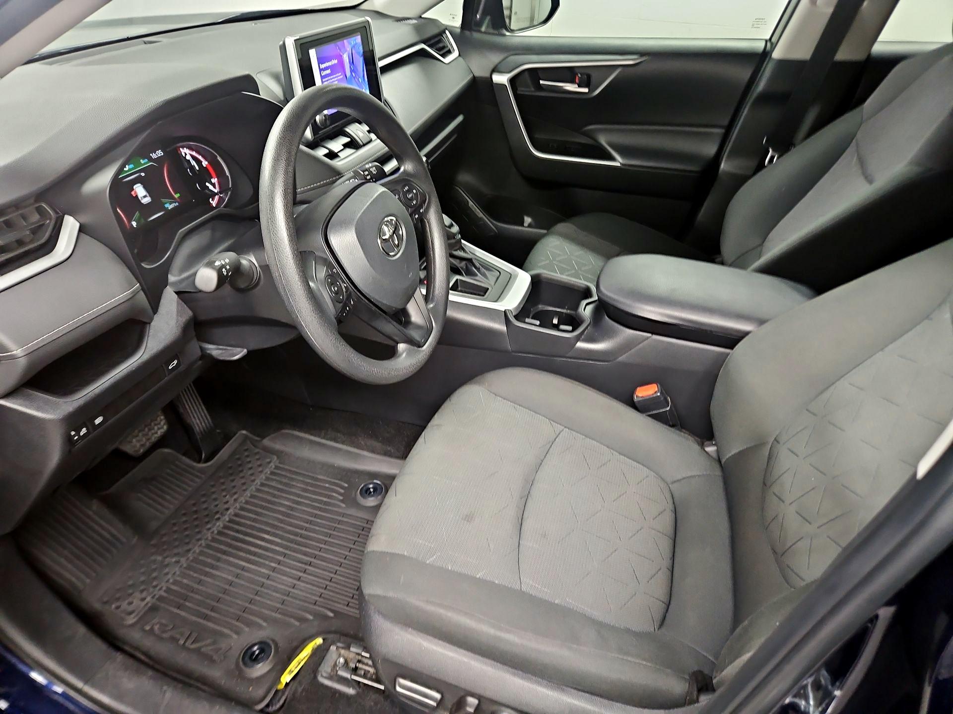 Thumbnail: 2024 Toyota RAV4 - 11