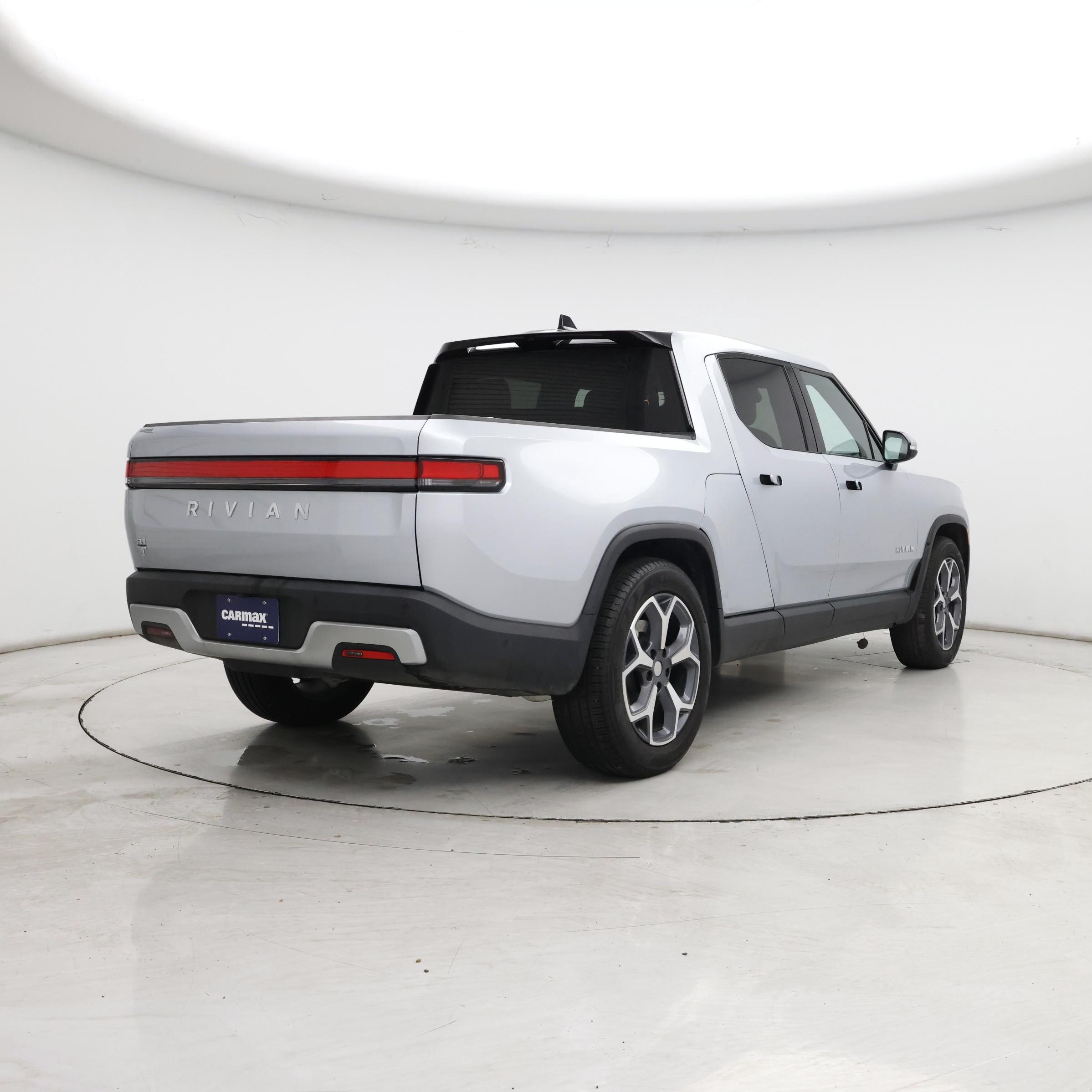 Thumbnail: 2024 Rivian R1T - 8