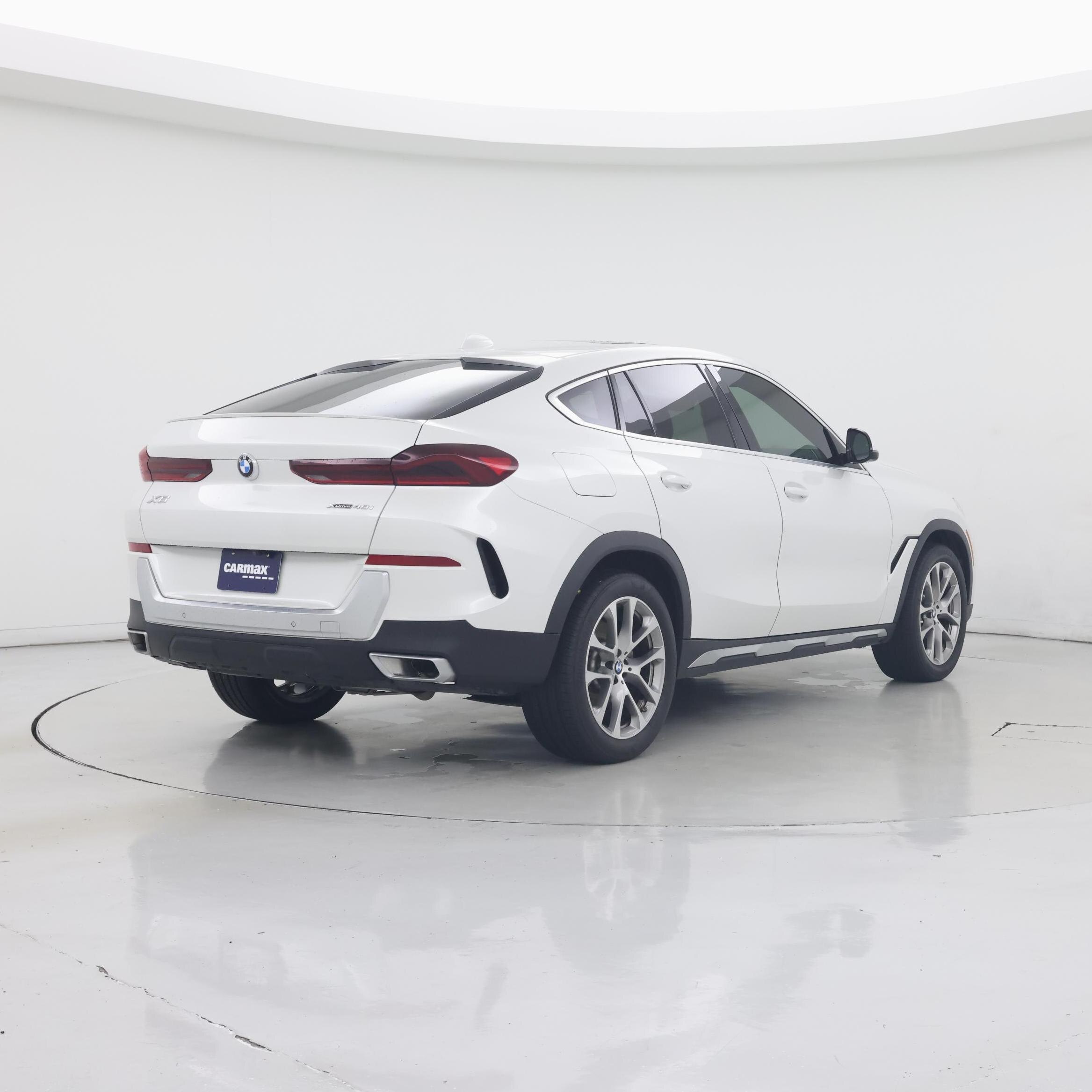 Thumbnail: 2023 BMW X6 - 8