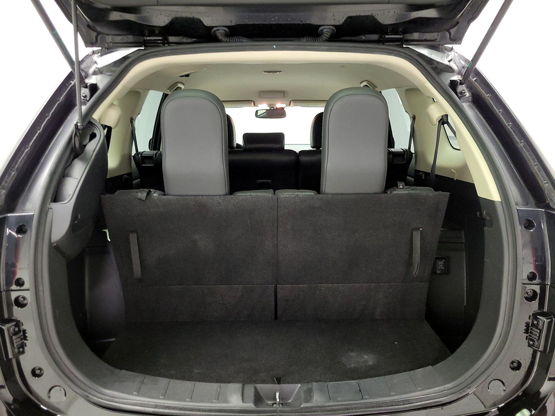 Thumbnail: 2019 Mitsubishi Outlander - 19