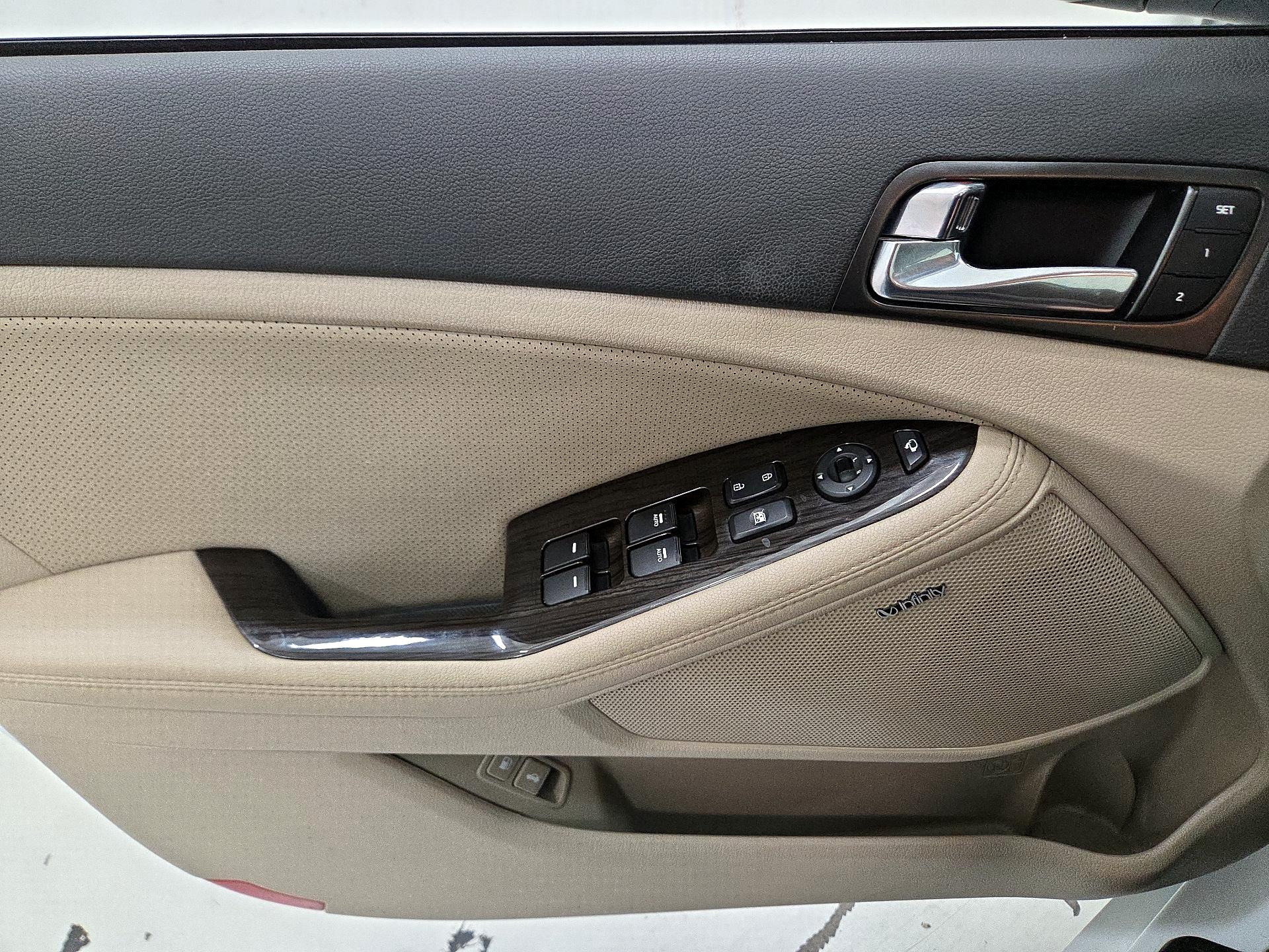Thumbnail: 2014 Kia Optima - 12