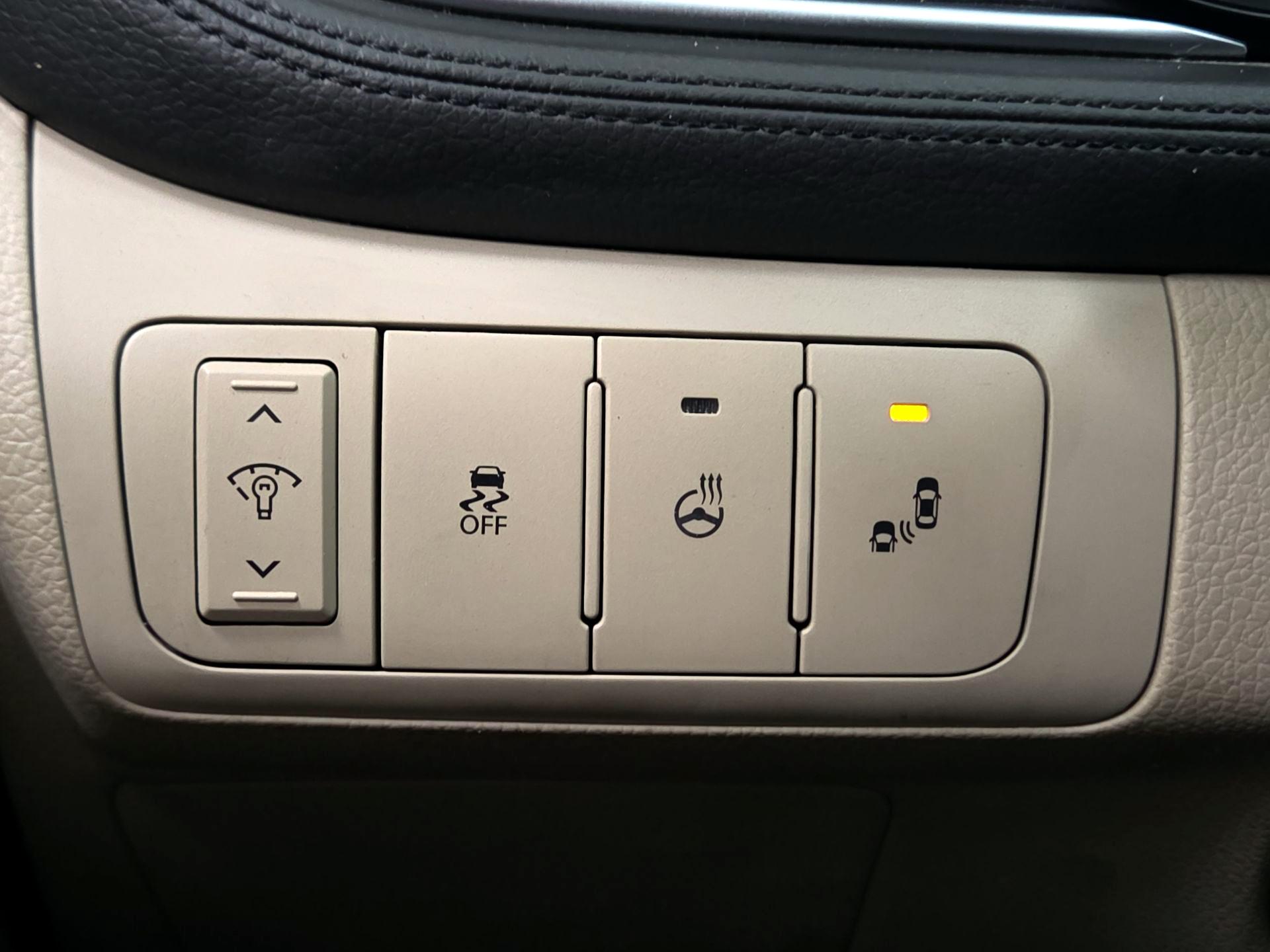 Thumbnail: 2014 Kia Optima - 13