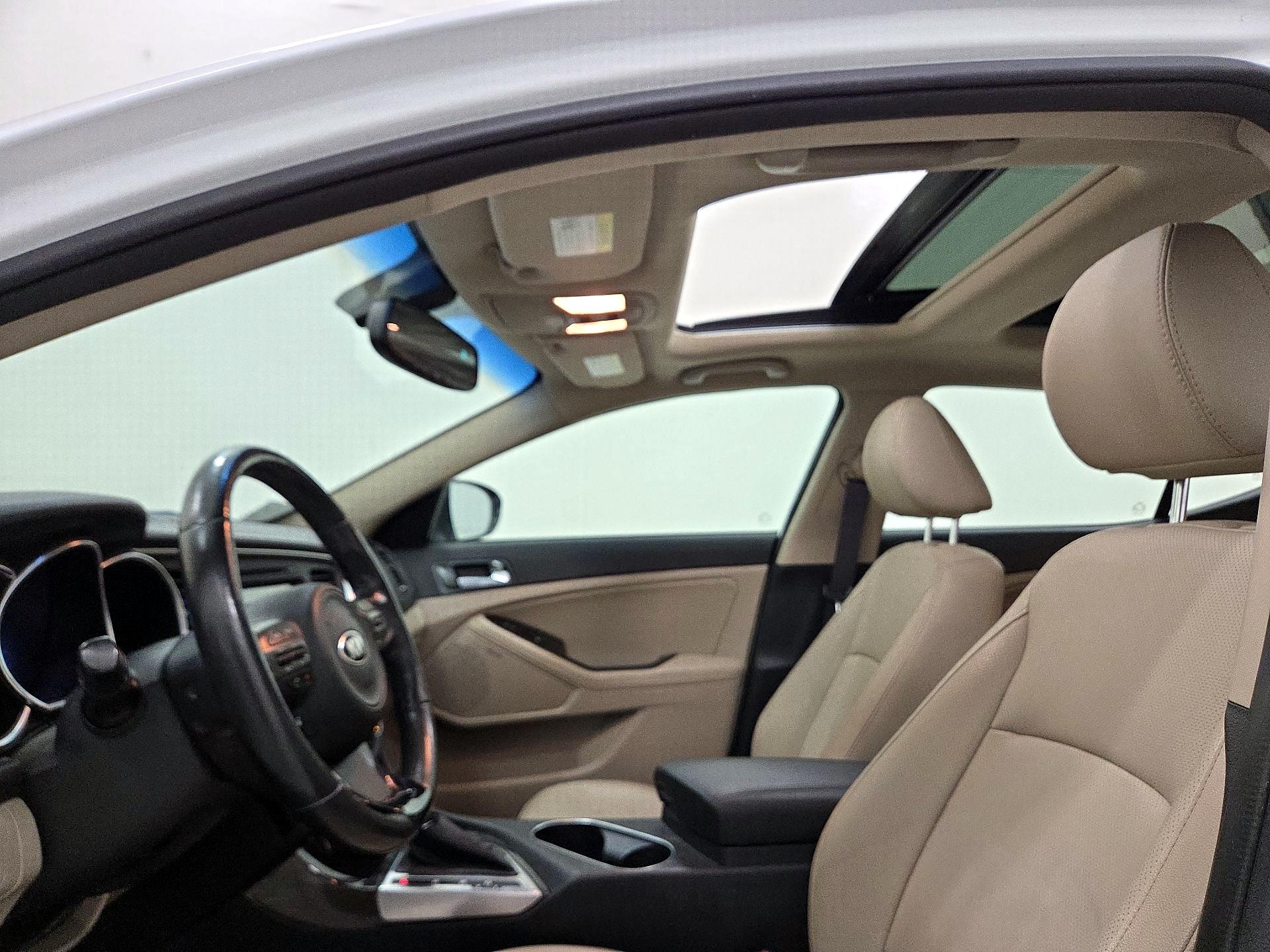 Thumbnail: 2014 Kia Optima - 20