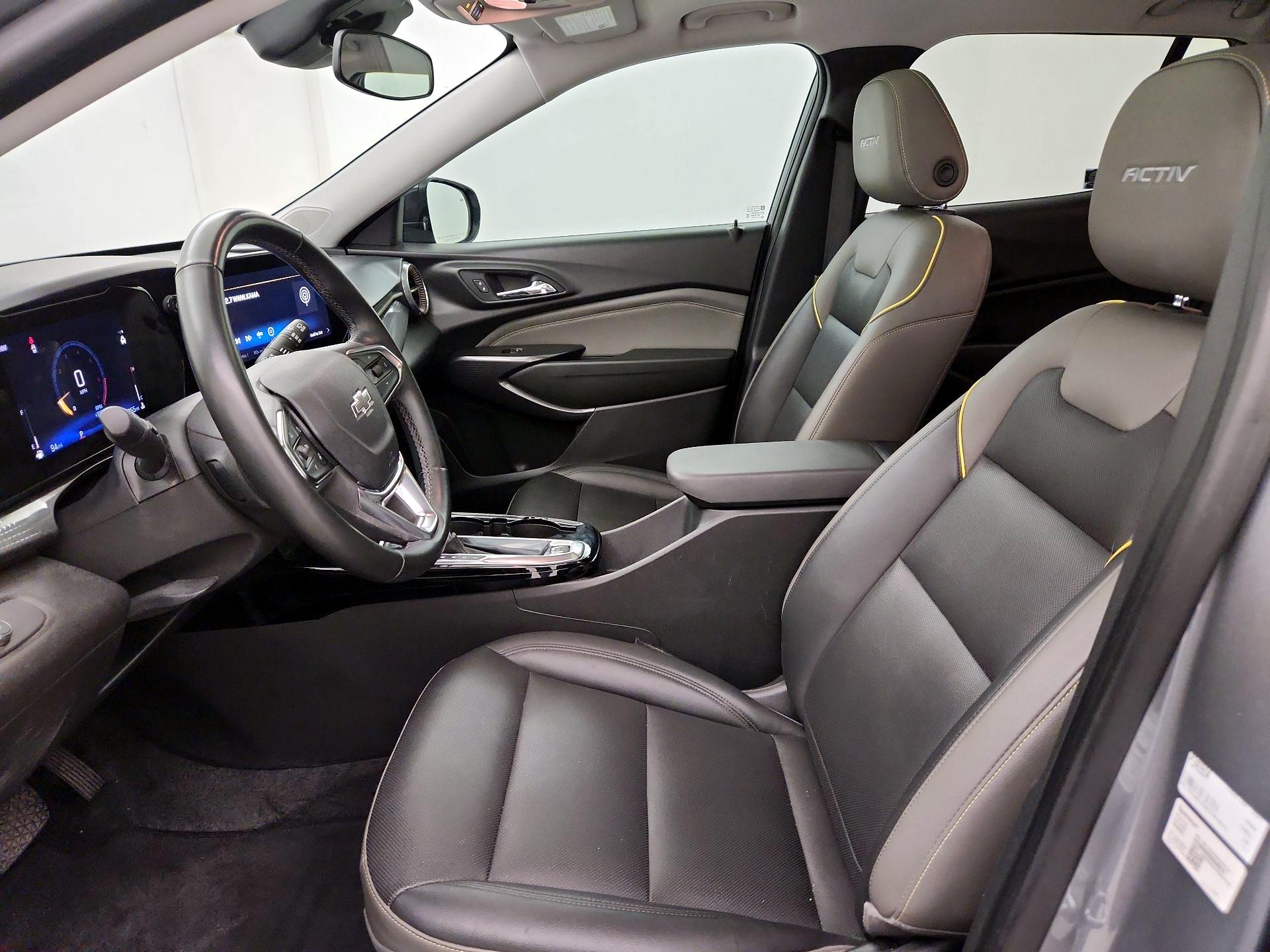 Thumbnail: 2024 Chevrolet Trax - 11