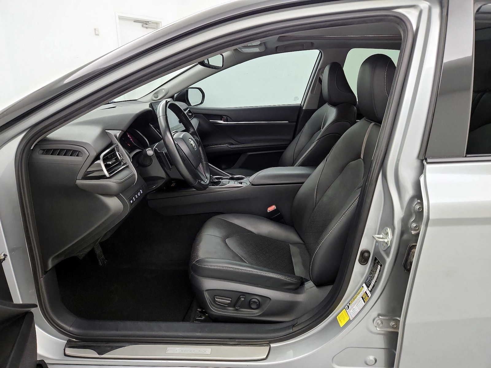 2024 Toyota Camry XSE - Photo 12