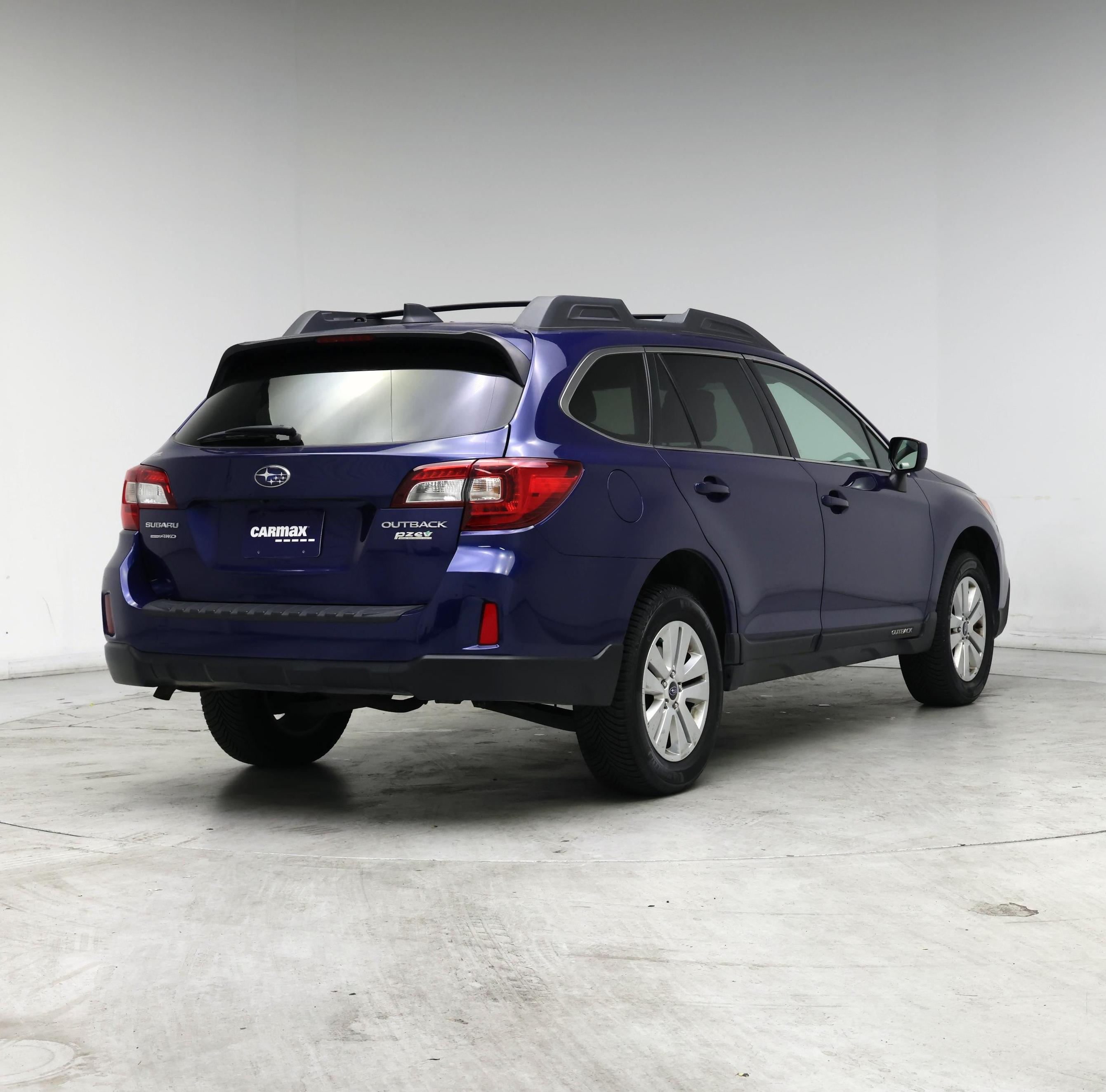 Thumbnail: 2017 Subaru Outback - 8