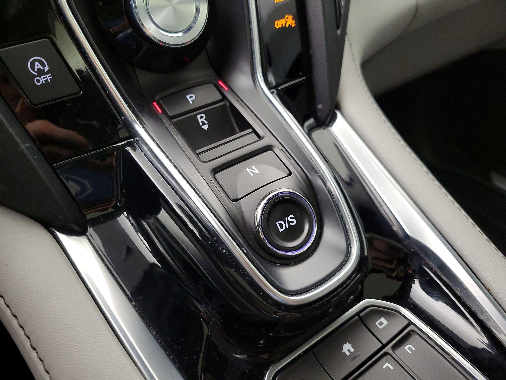 Thumbnail: 2021 Acura RDX - 18