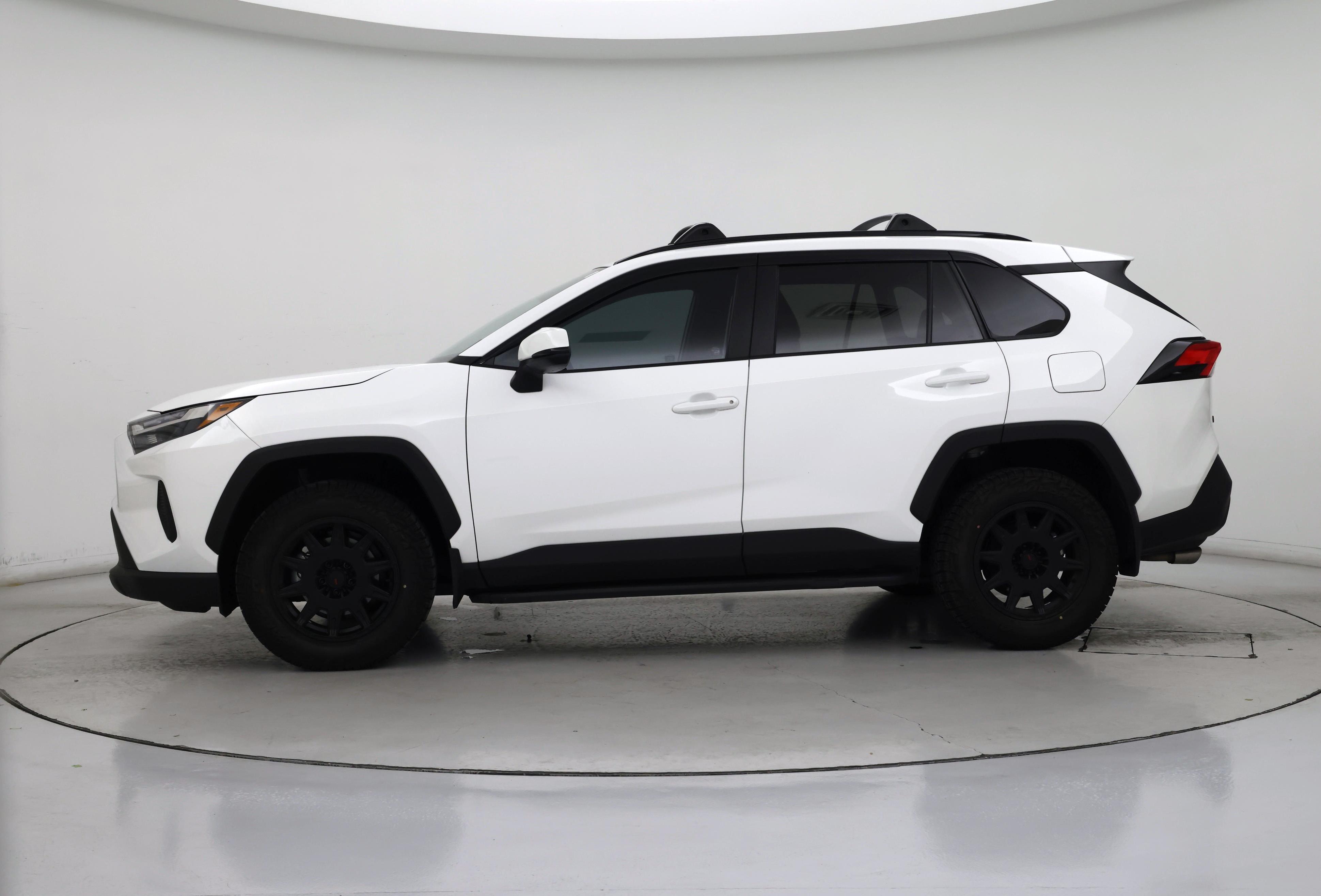 Thumbnail: 2025 Toyota RAV4 - 3