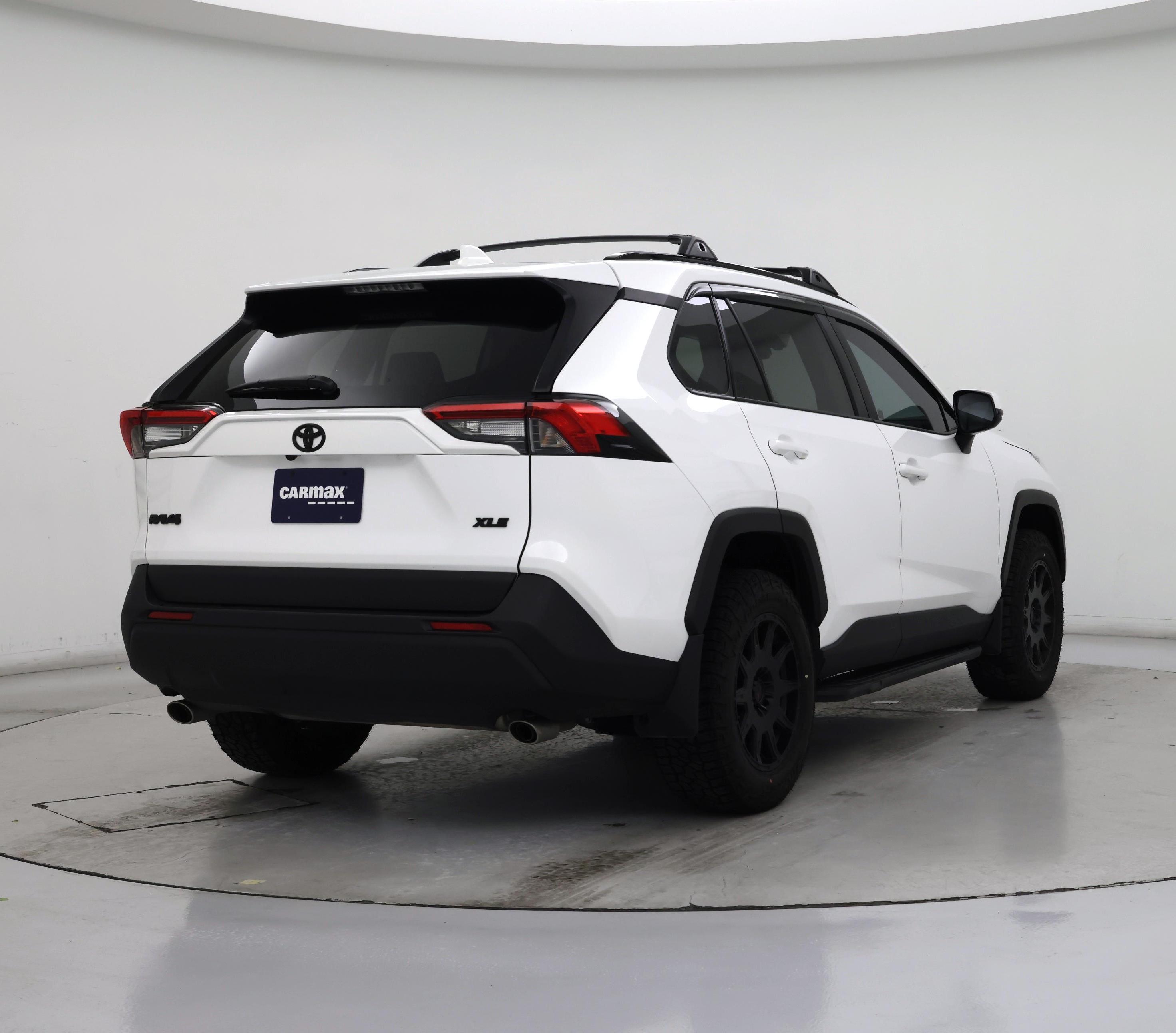 Thumbnail: 2025 Toyota RAV4 - 8