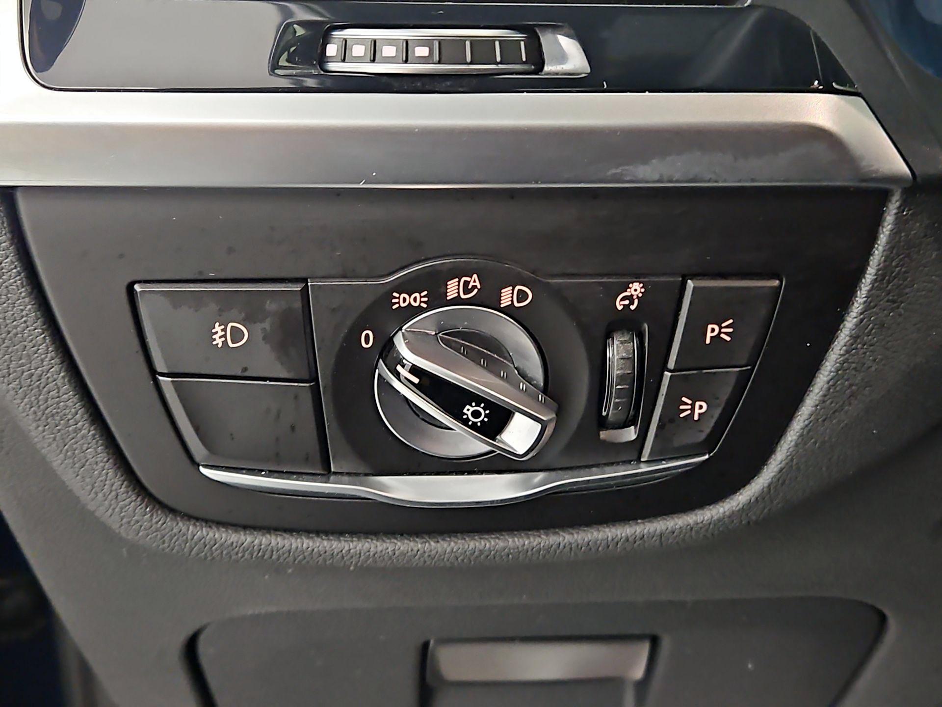 Thumbnail: 2021 BMW X3 - 11