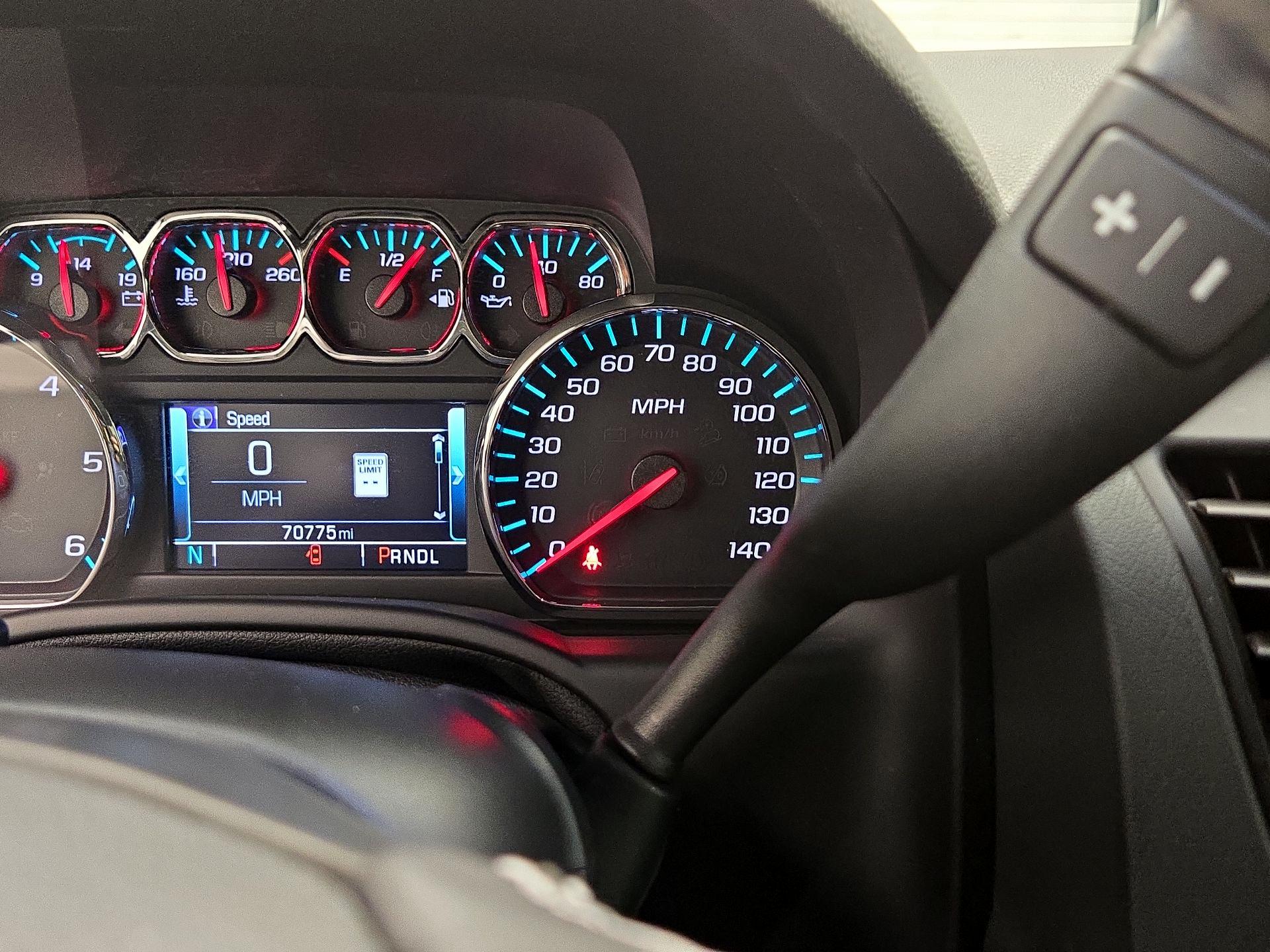 Thumbnail: 2018 Chevrolet Tahoe - 18