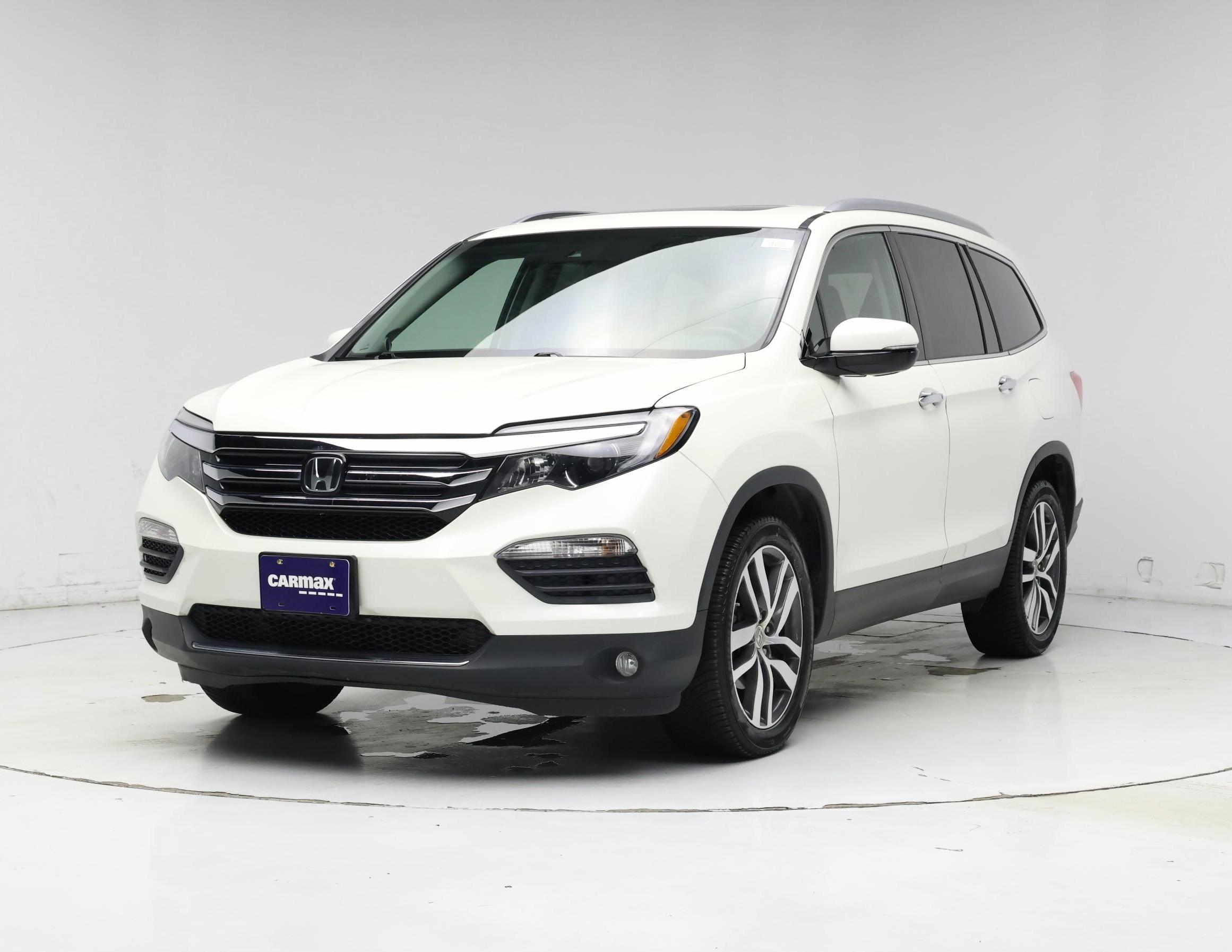 Thumbnail: 2018 Honda Pilot - 4
