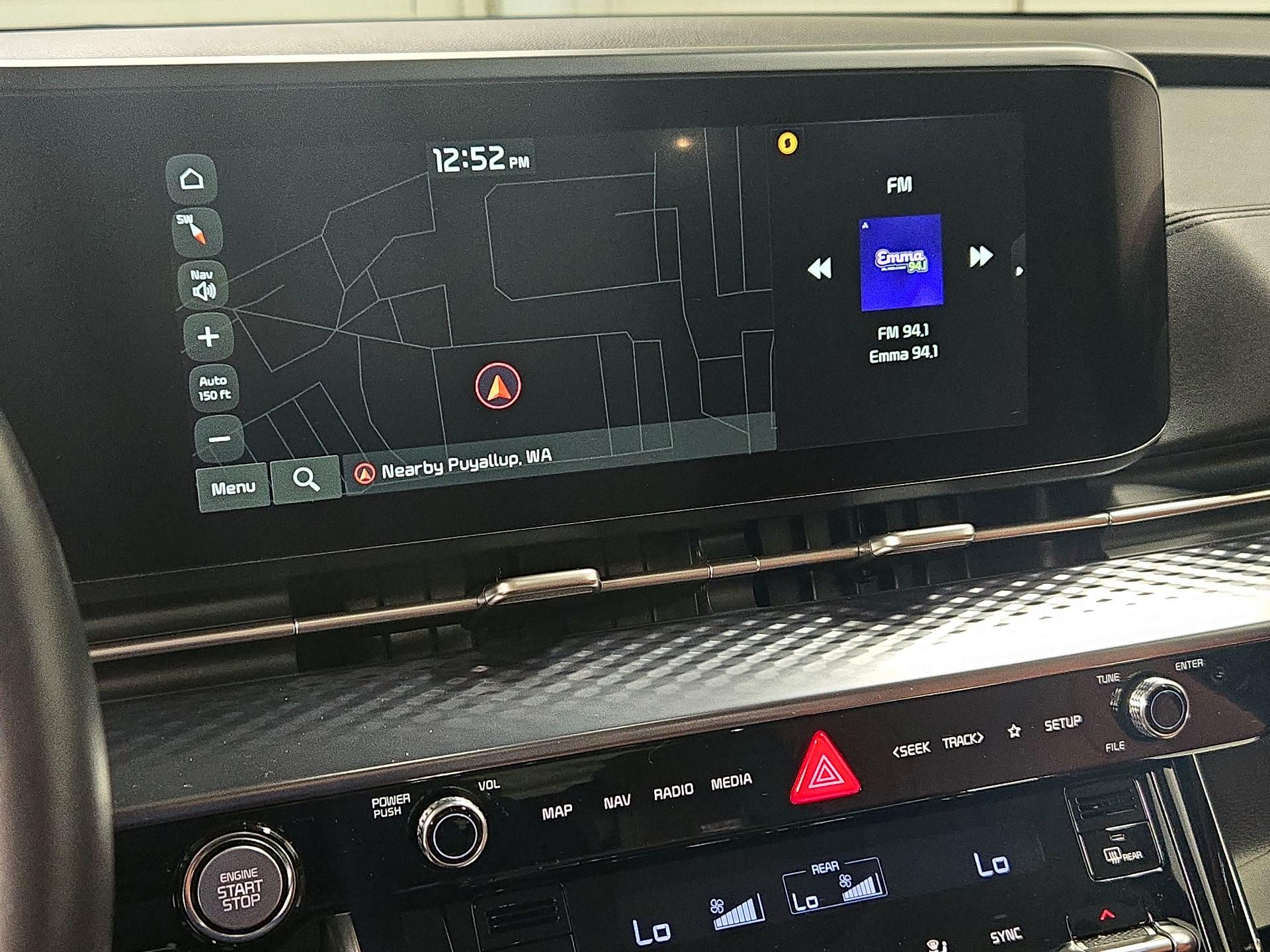 Thumbnail: 2023 Kia Carnival - 14