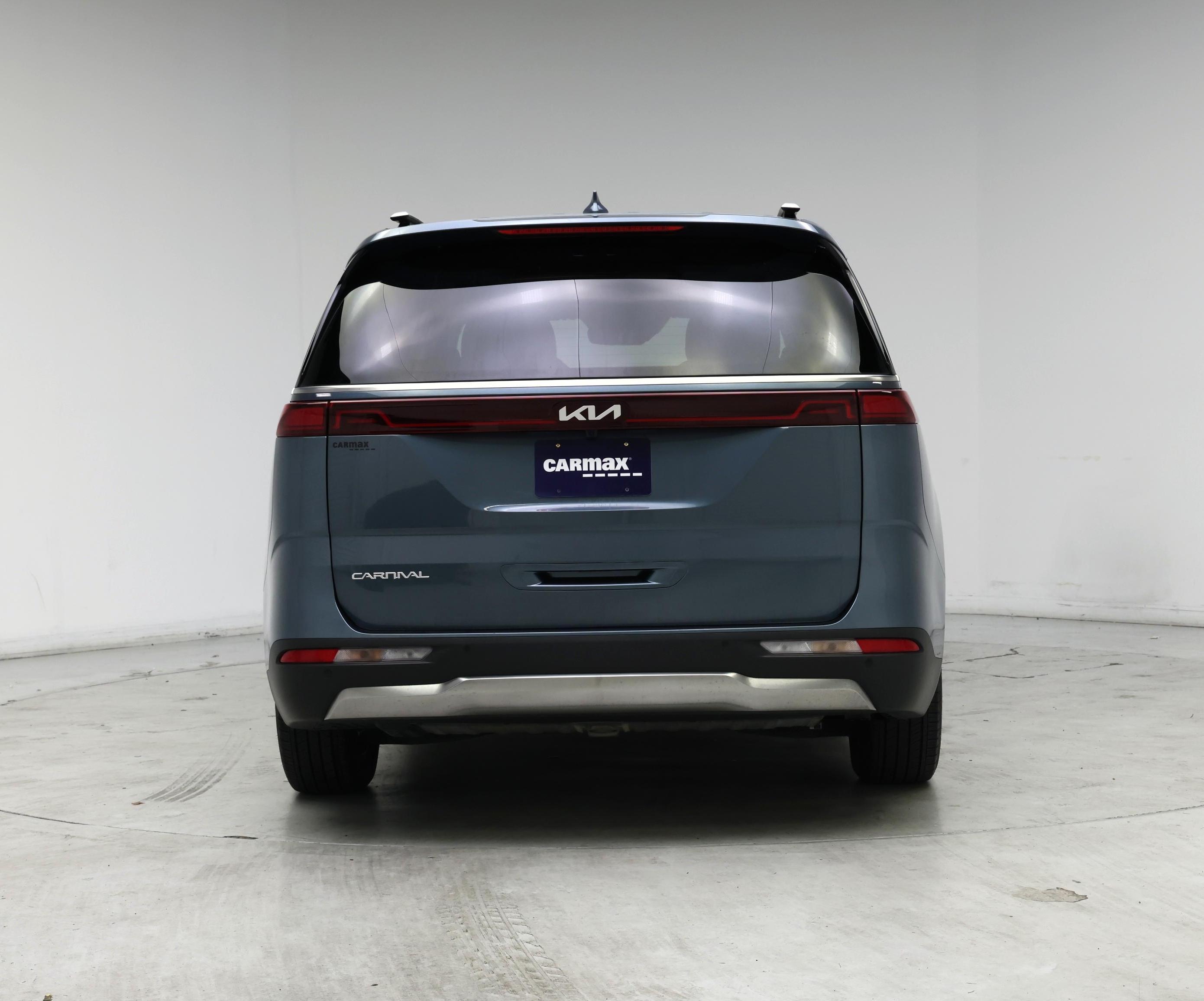 Thumbnail: 2023 Kia Carnival - 6