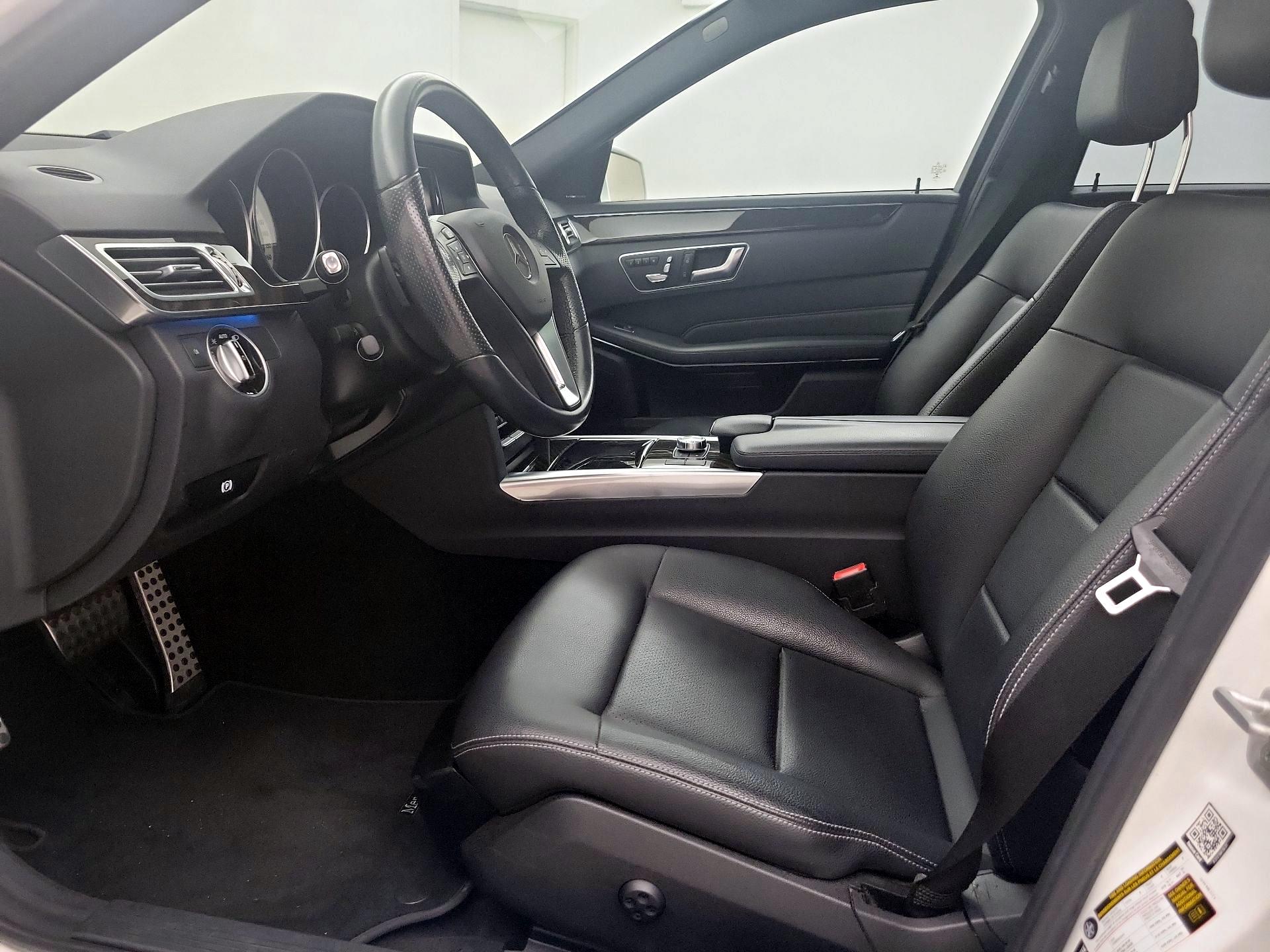 Thumbnail: 2015 Mercedes-Benz E-Class - 11