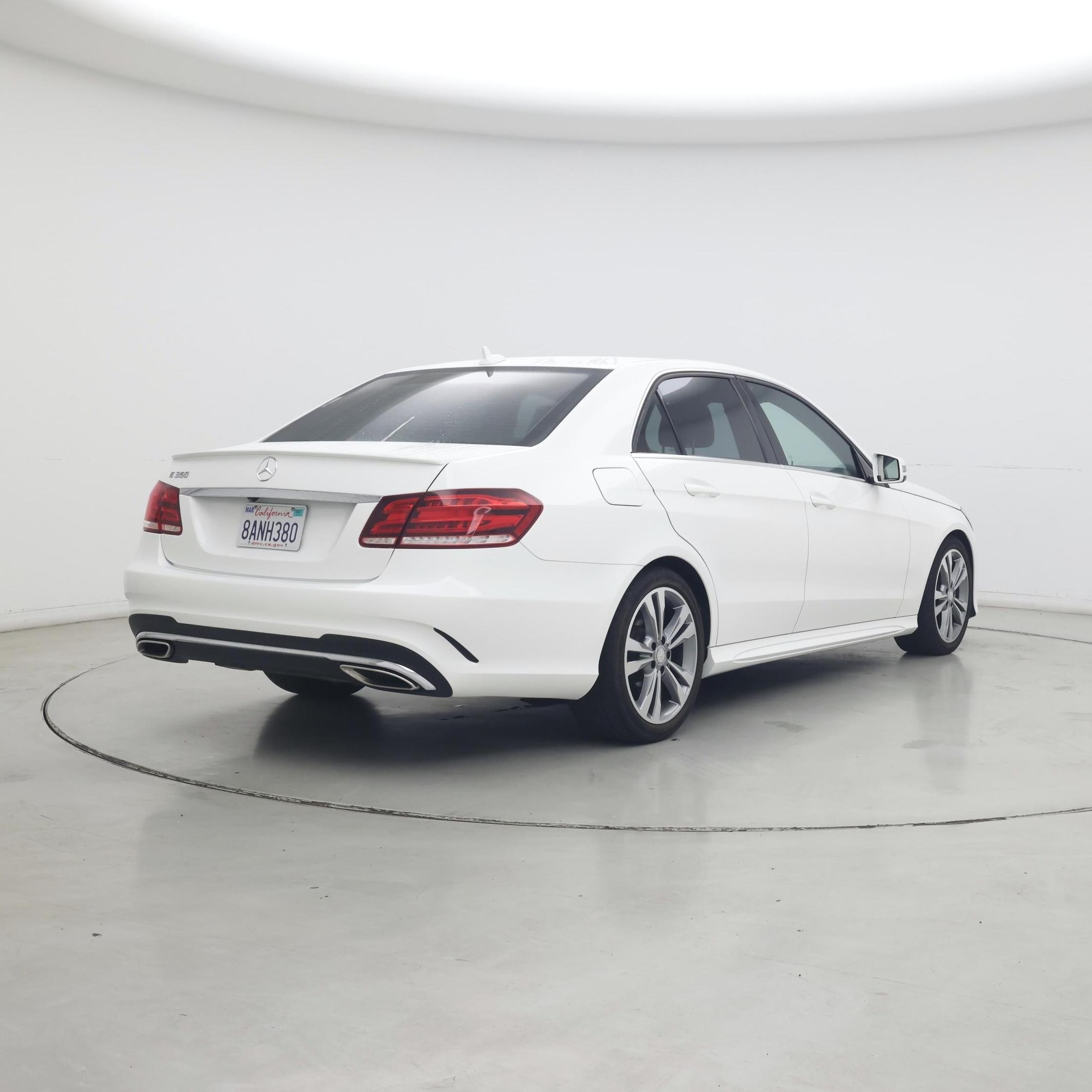 Thumbnail: 2015 Mercedes-Benz E-Class - 8