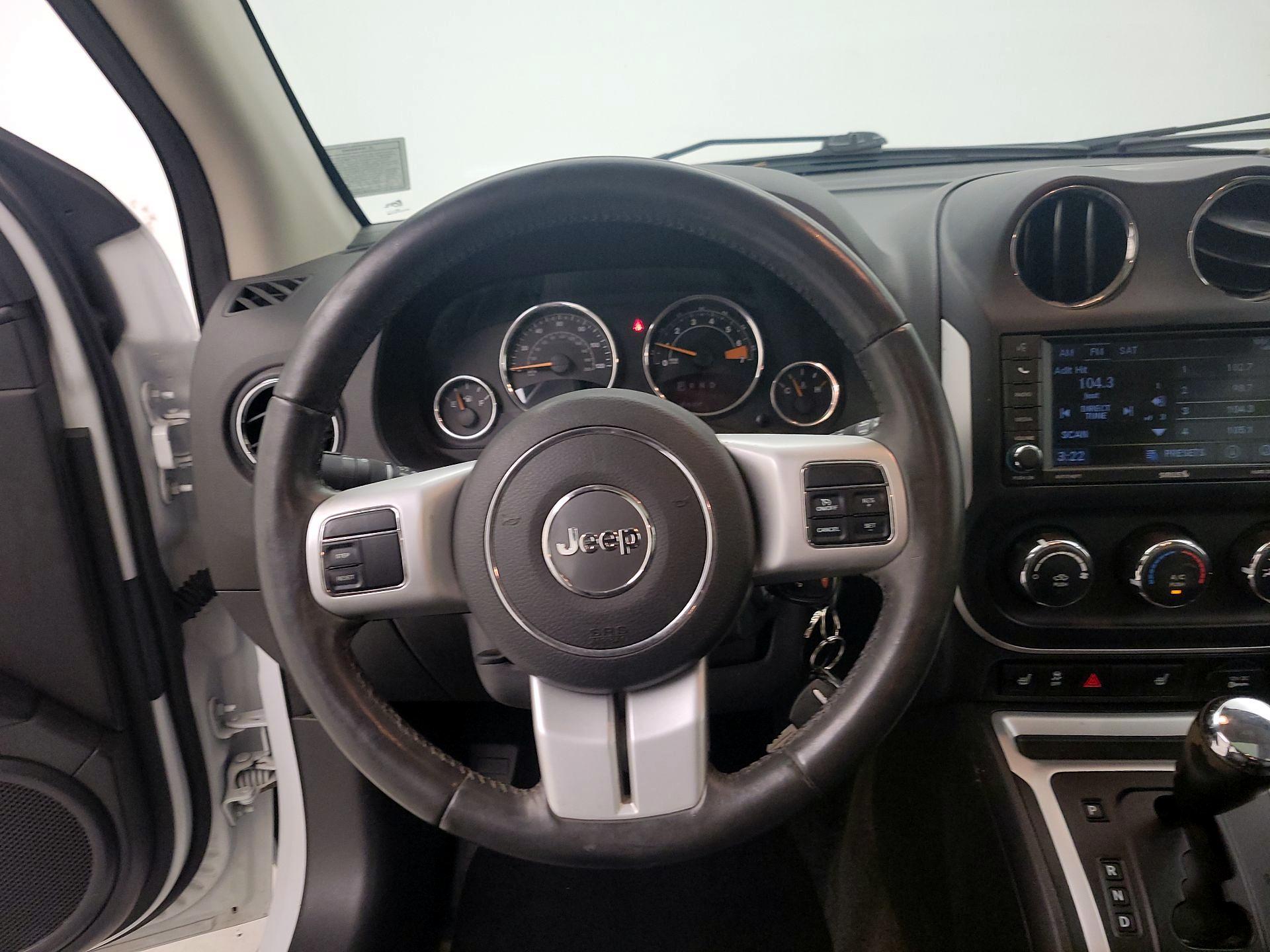 Thumbnail: 2016 Jeep Compass - 10