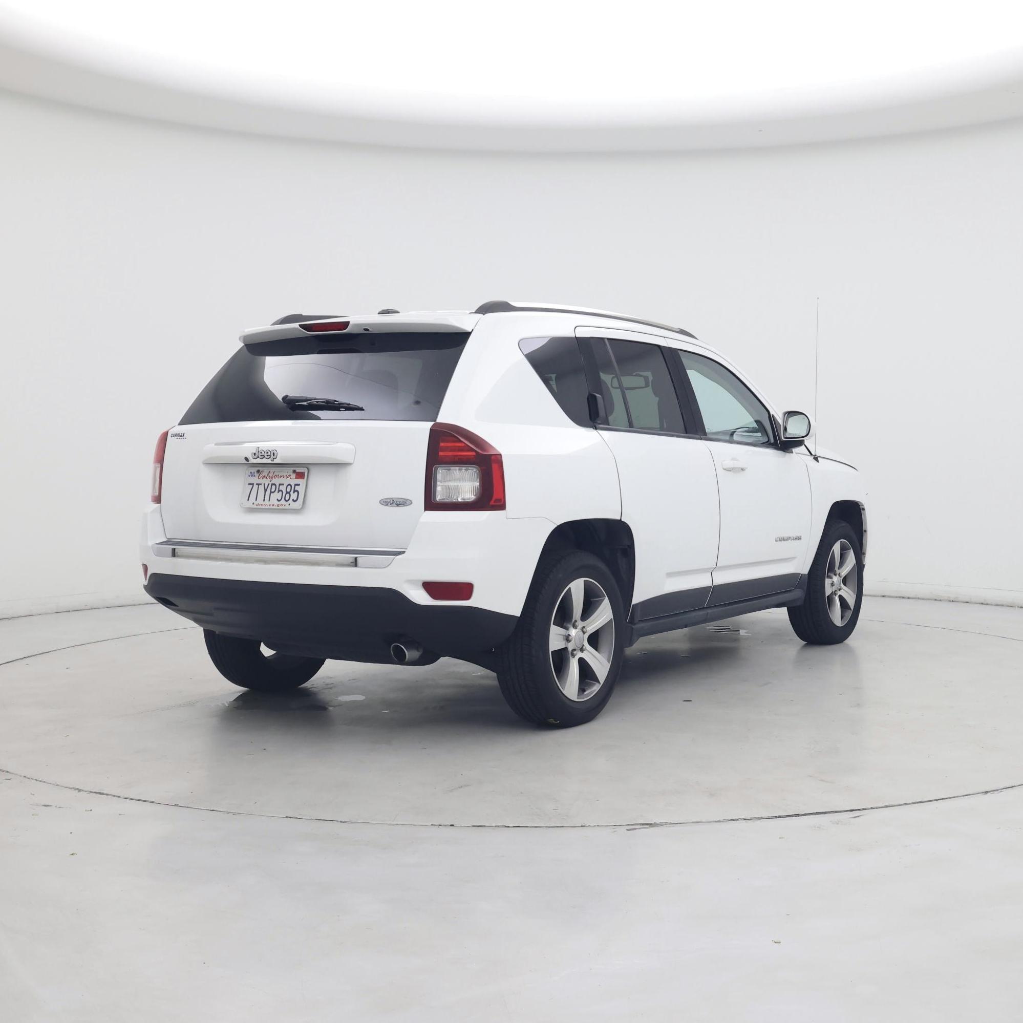 Thumbnail: 2016 Jeep Compass - 8