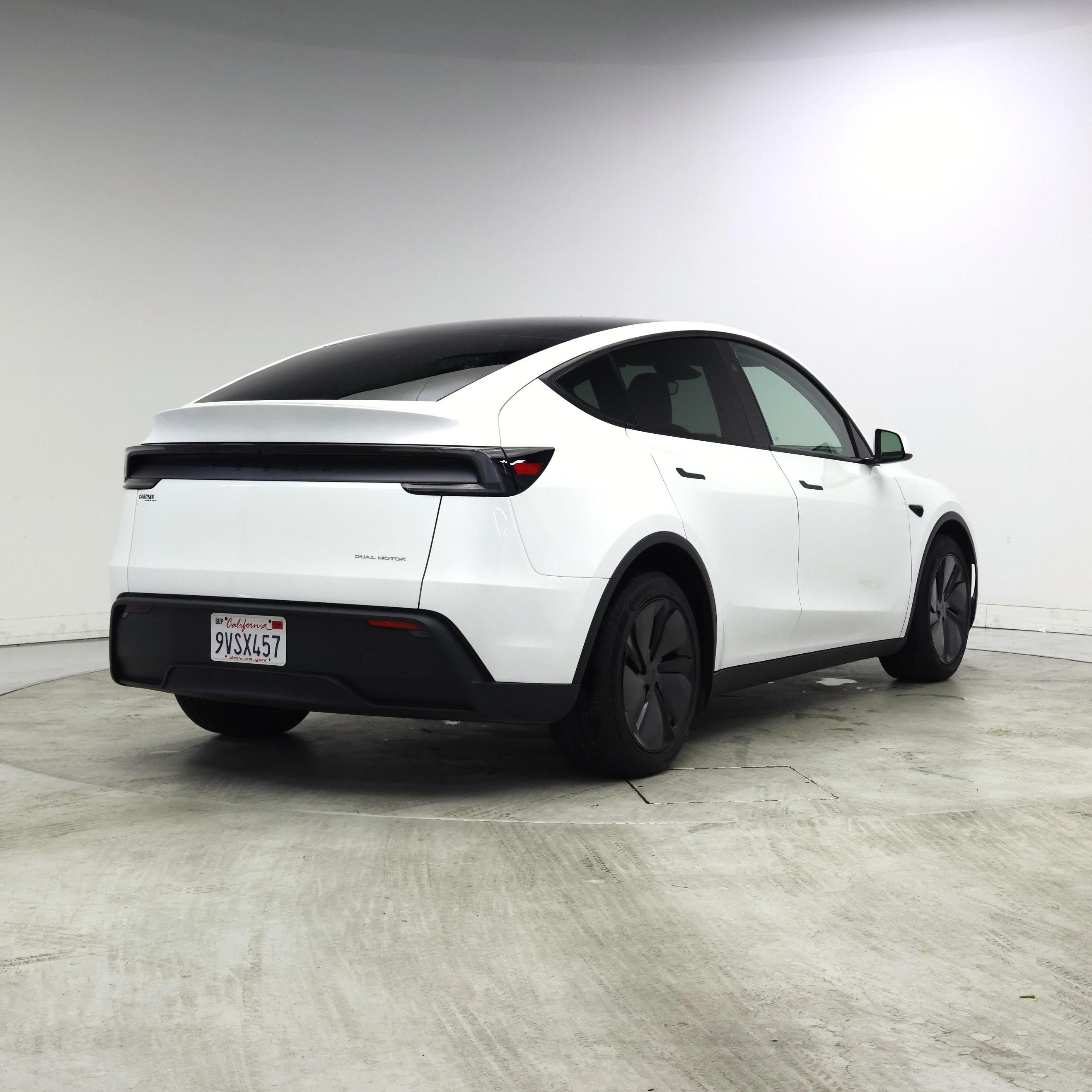 Thumbnail: 2026 Tesla Model Y - 8