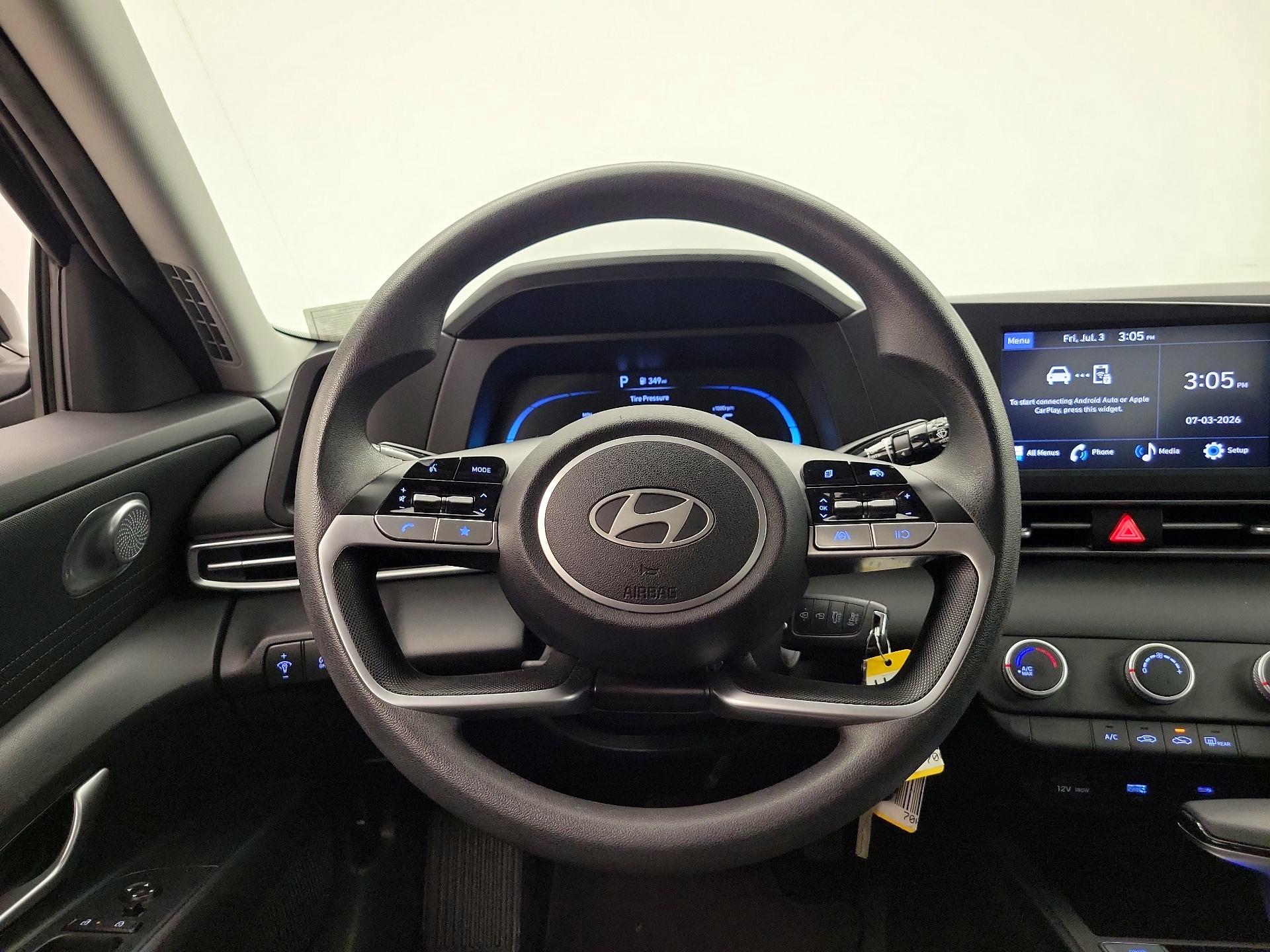 Thumbnail: 2024 Hyundai Elantra - 10