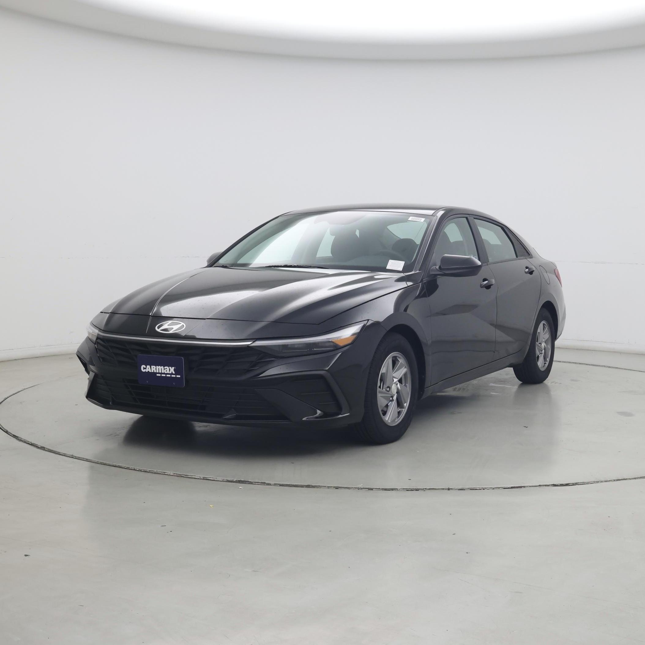 Thumbnail: 2024 Hyundai Elantra - 4