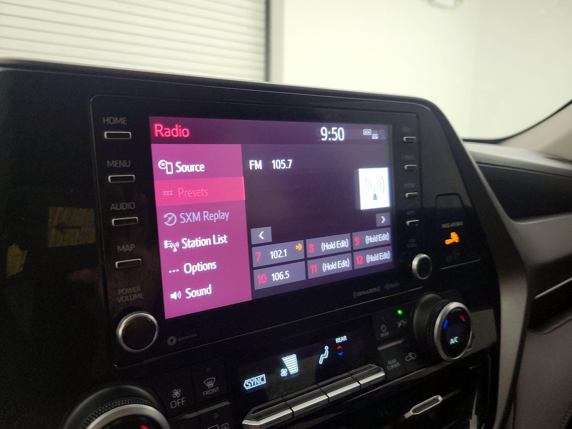 Thumbnail: 2020 Toyota Highlander - 15