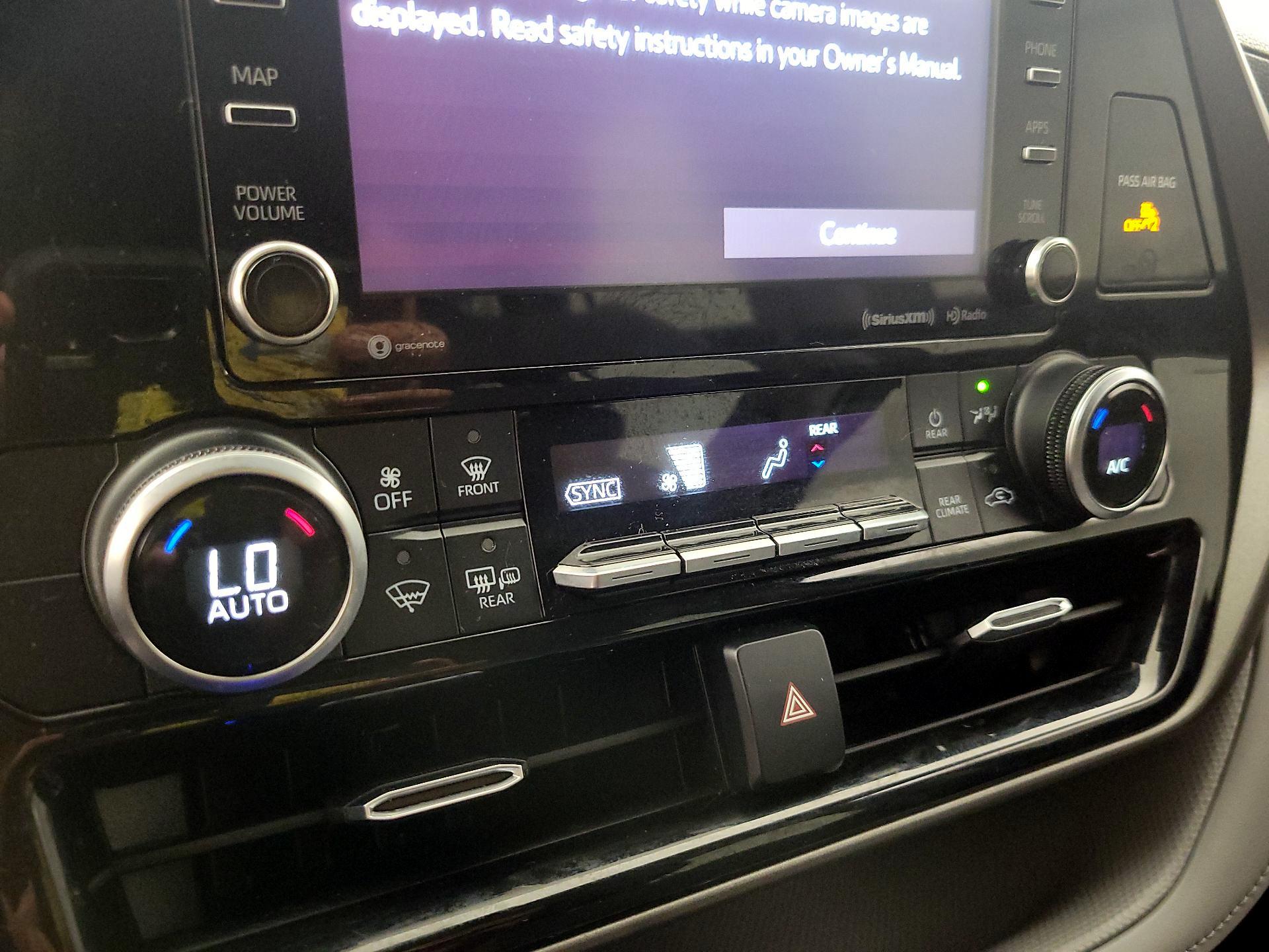 Thumbnail: 2020 Toyota Highlander - 16