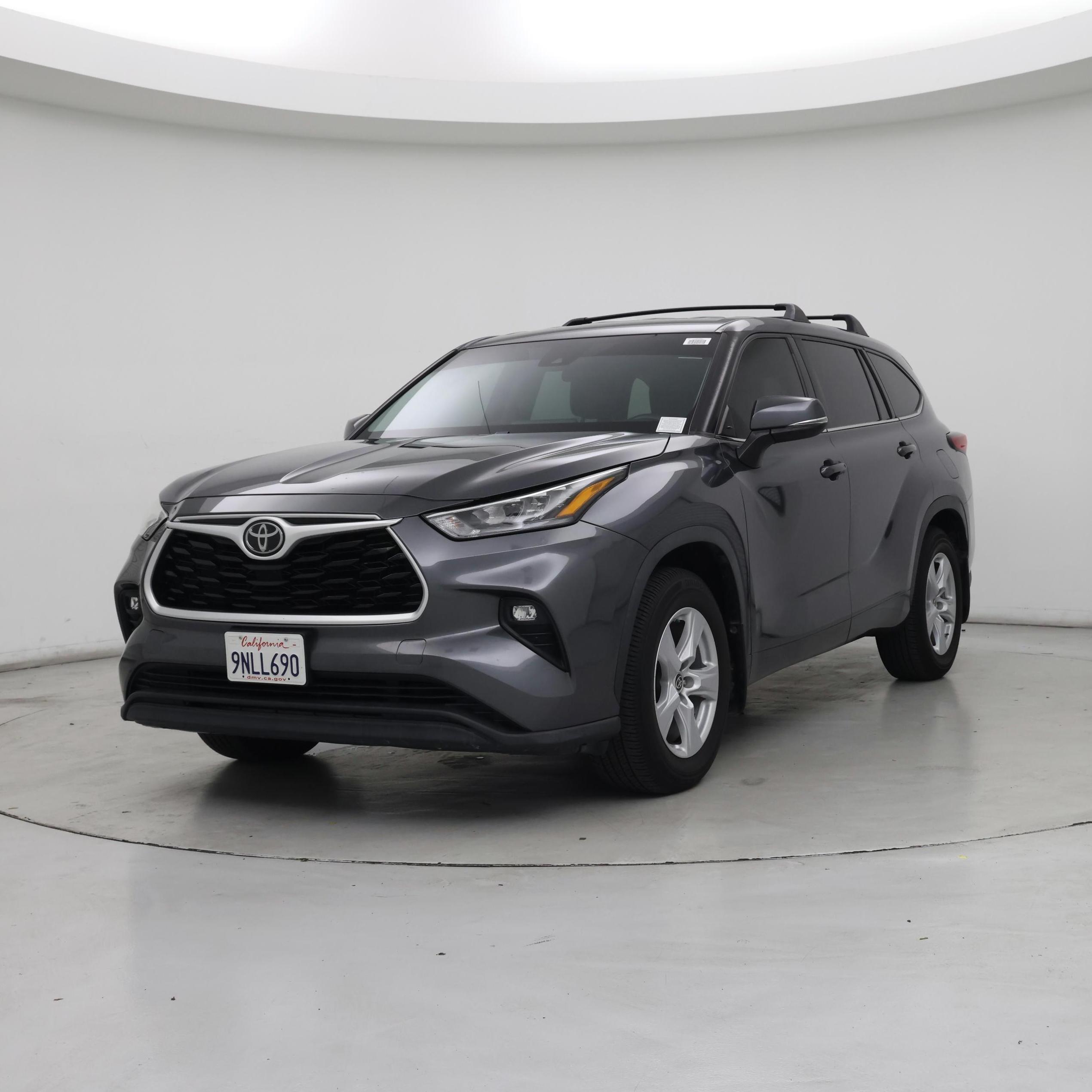 Thumbnail: 2020 Toyota Highlander - 4