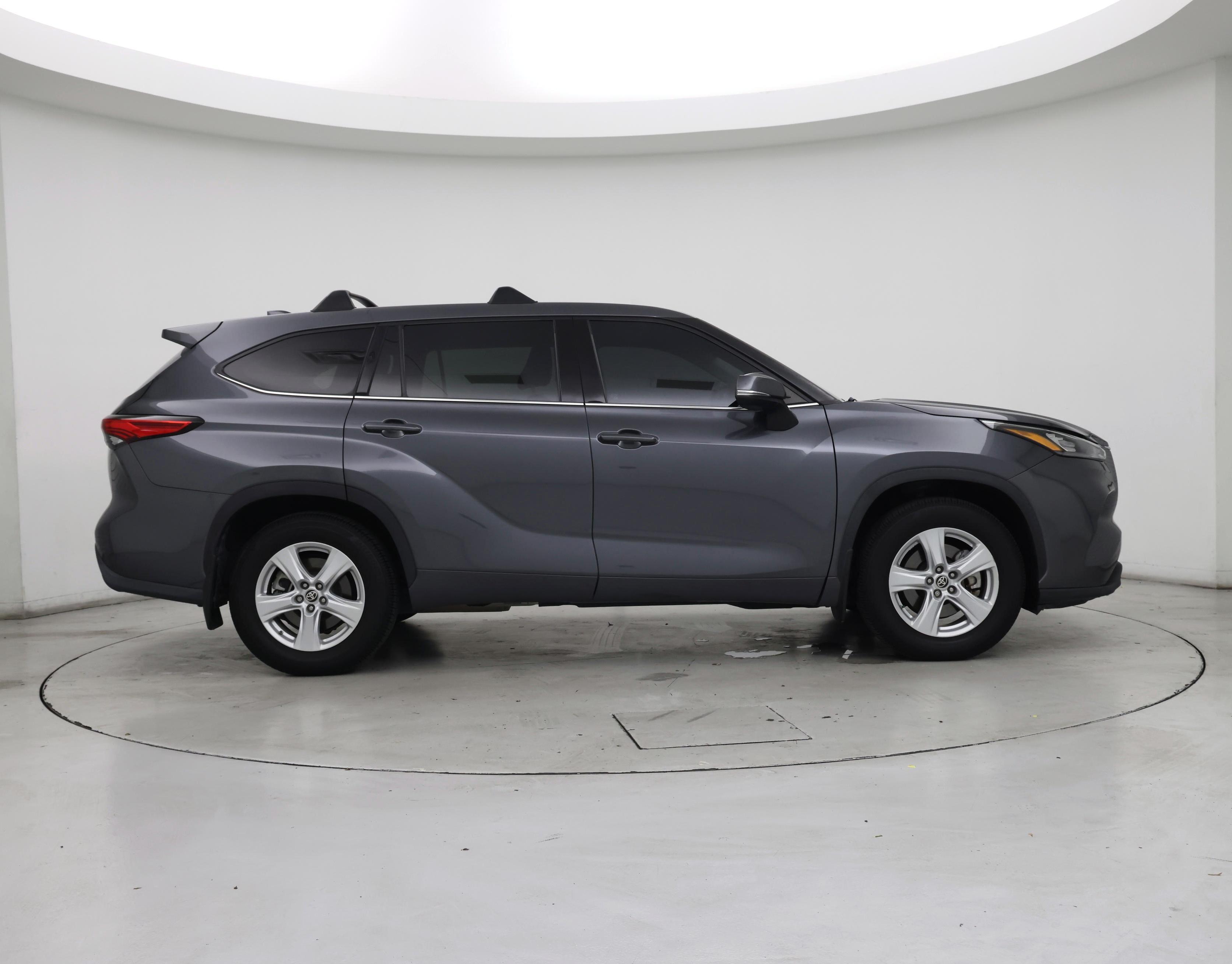 Thumbnail: 2020 Toyota Highlander - 7