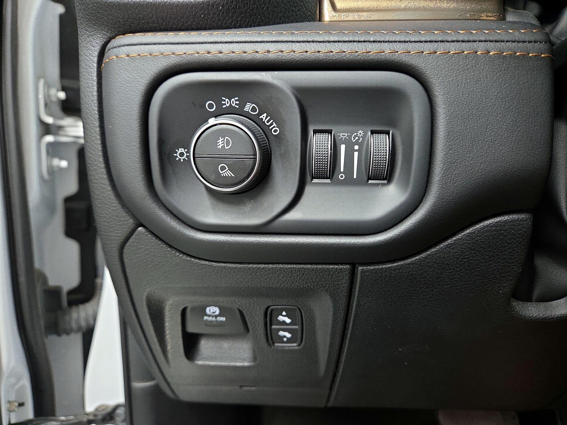 Thumbnail: 2023 RAM 1500 - 13