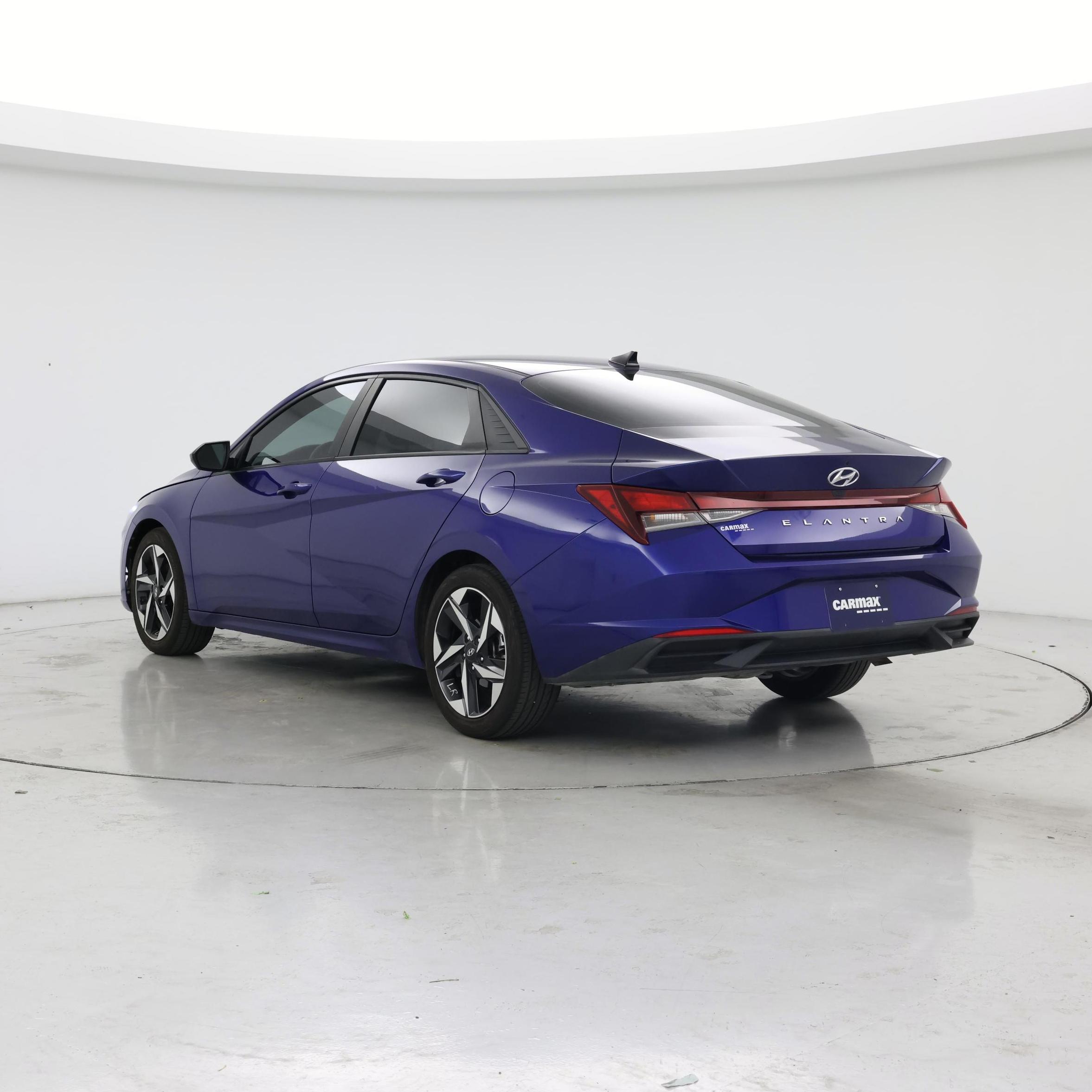 Thumbnail: 2023 Hyundai Elantra - 2