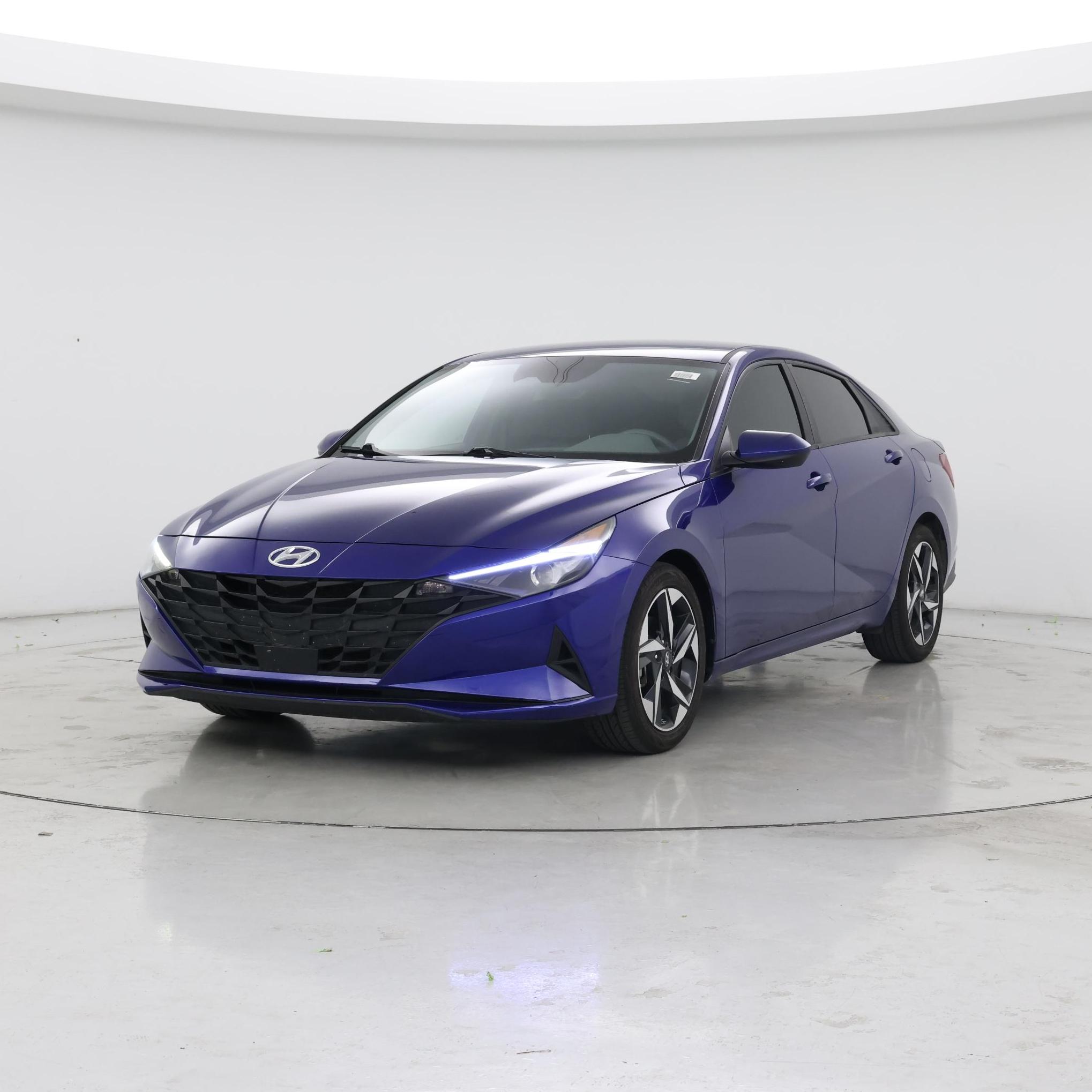 Thumbnail: 2023 Hyundai Elantra - 4