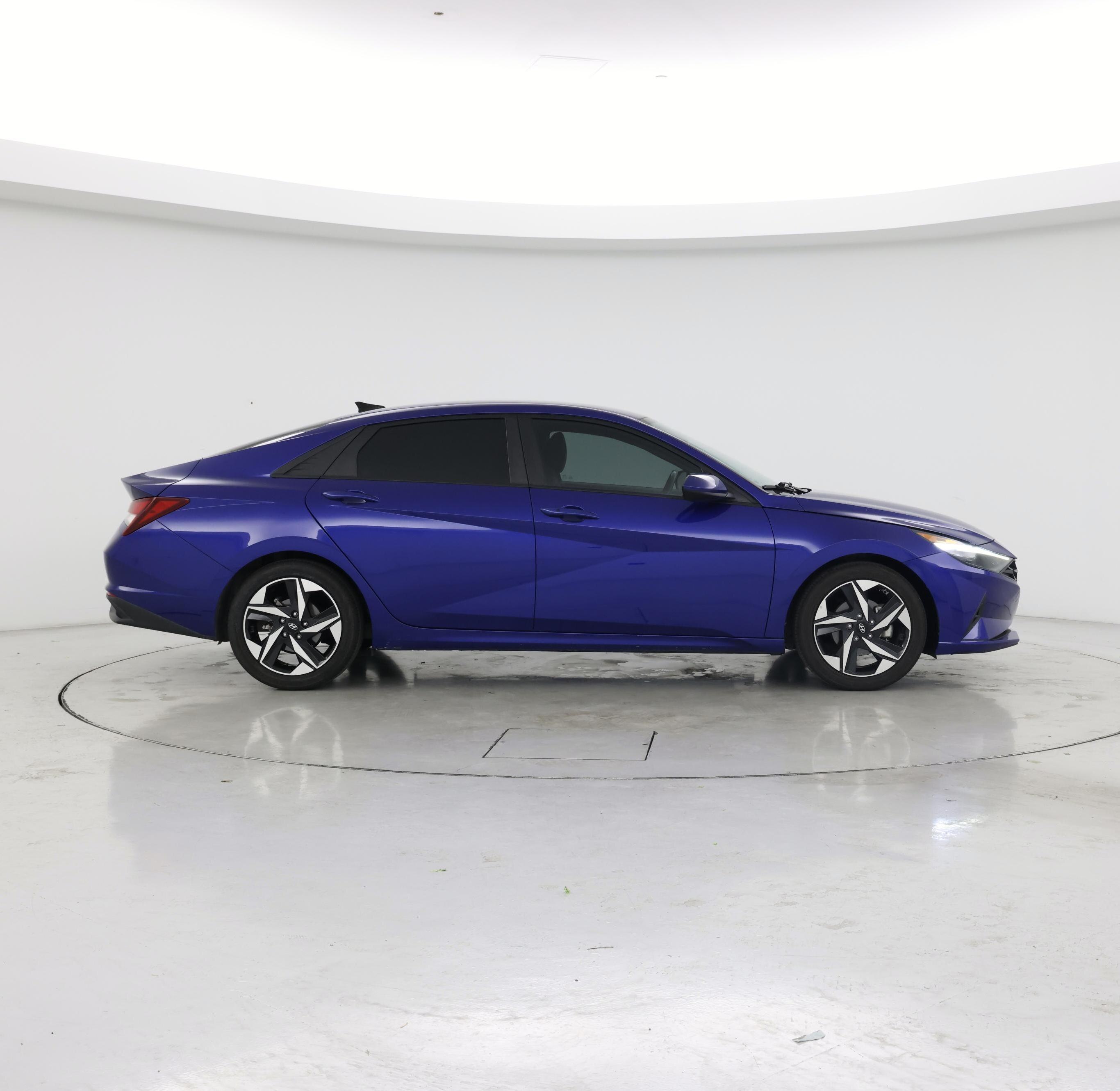 Thumbnail: 2023 Hyundai Elantra - 7