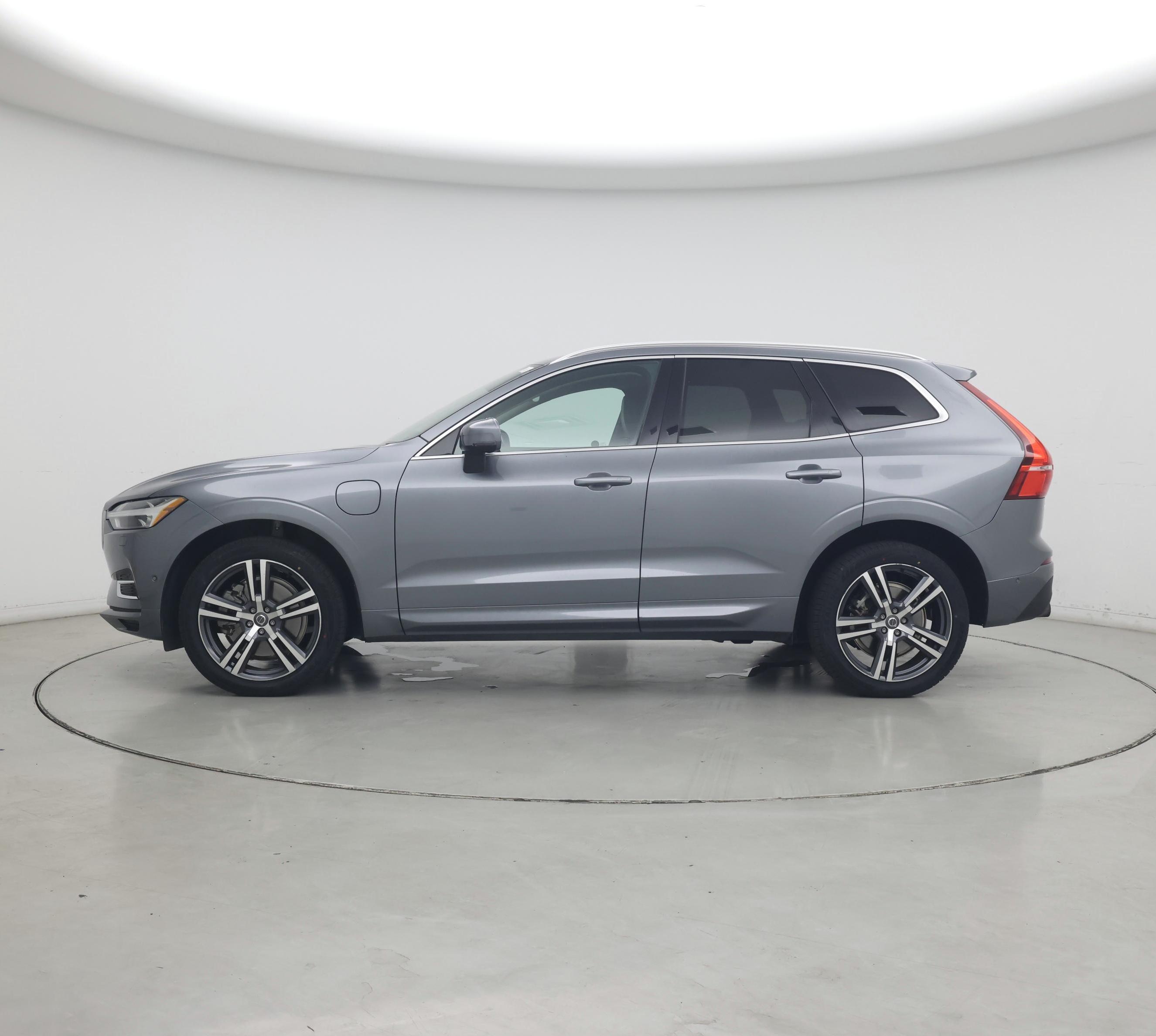 Thumbnail: 2019 Volvo XC60 - 3
