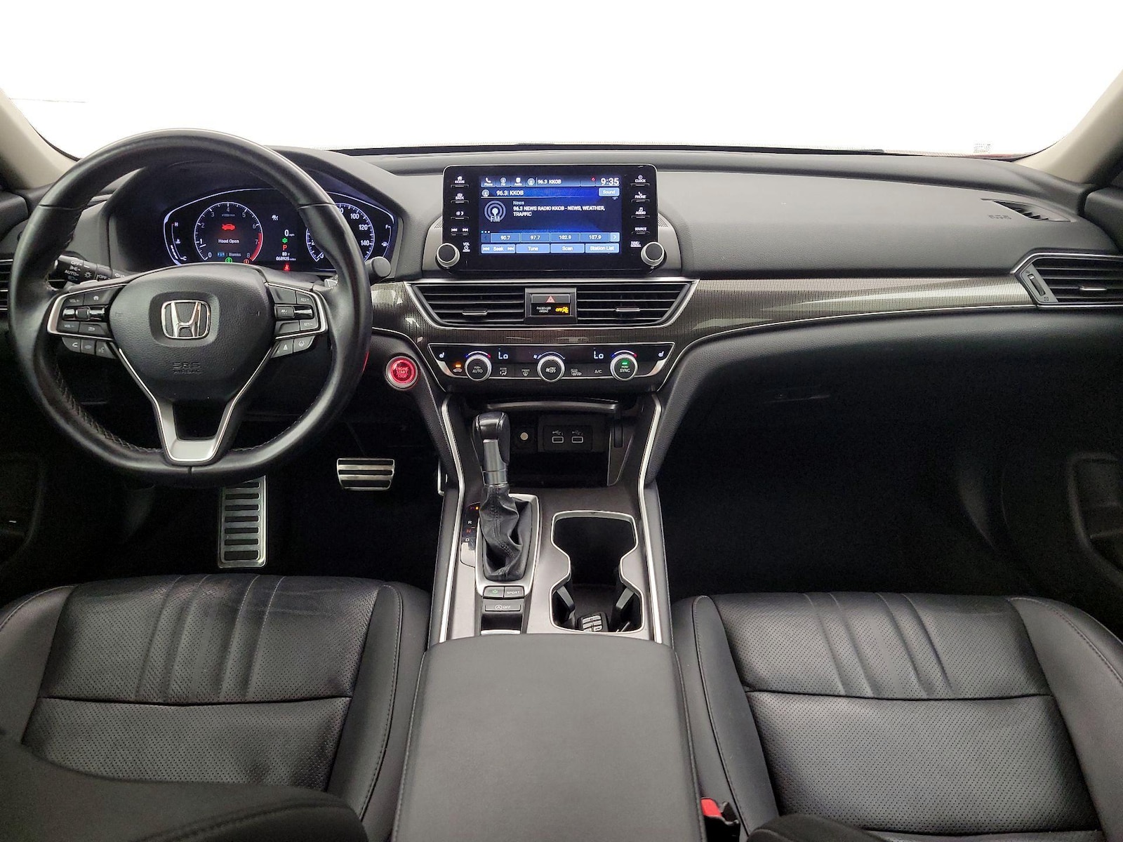 Apple CarPlay® & Android Auto™