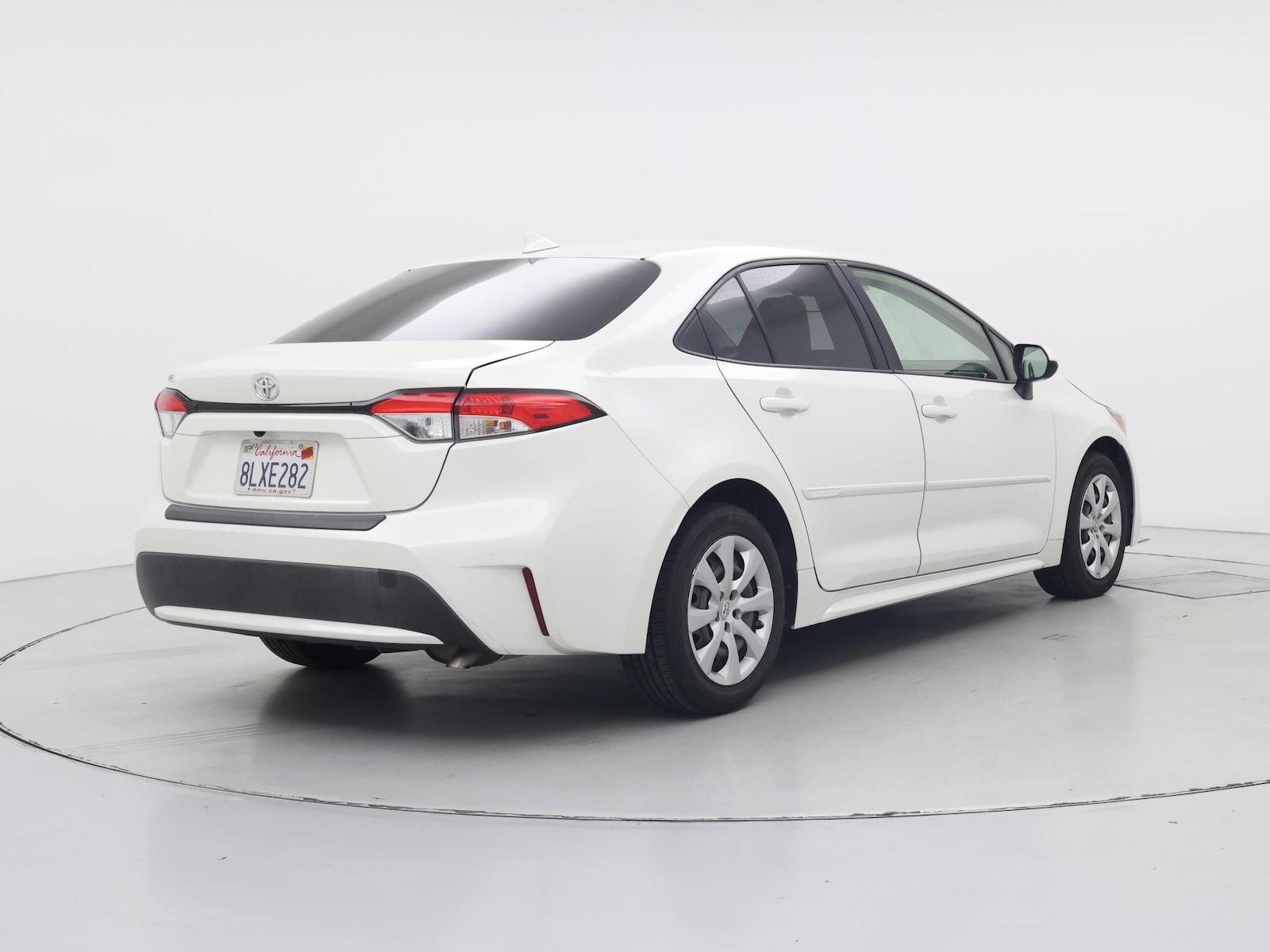 2020 Toyota Corolla LE - Photo 9