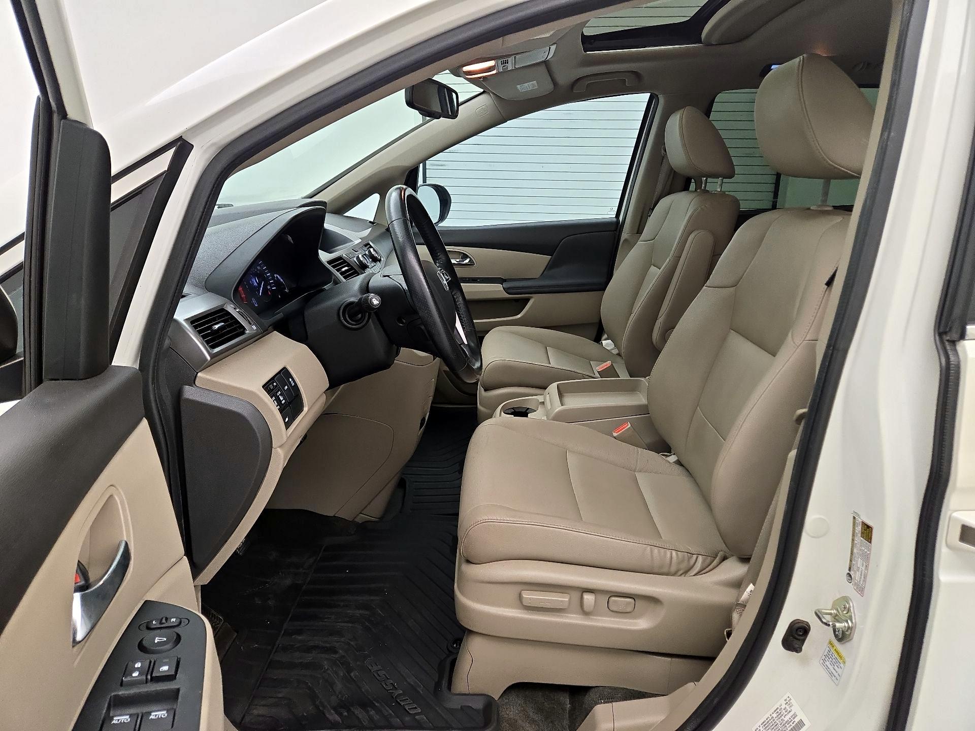 Thumbnail: 2016 Honda Odyssey - 11