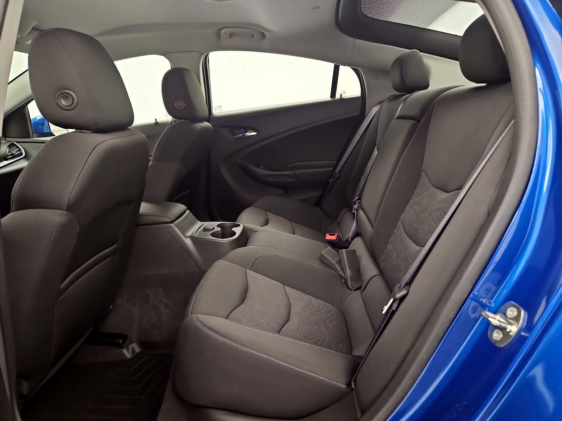 Thumbnail: 2016 Chevrolet Volt - 19