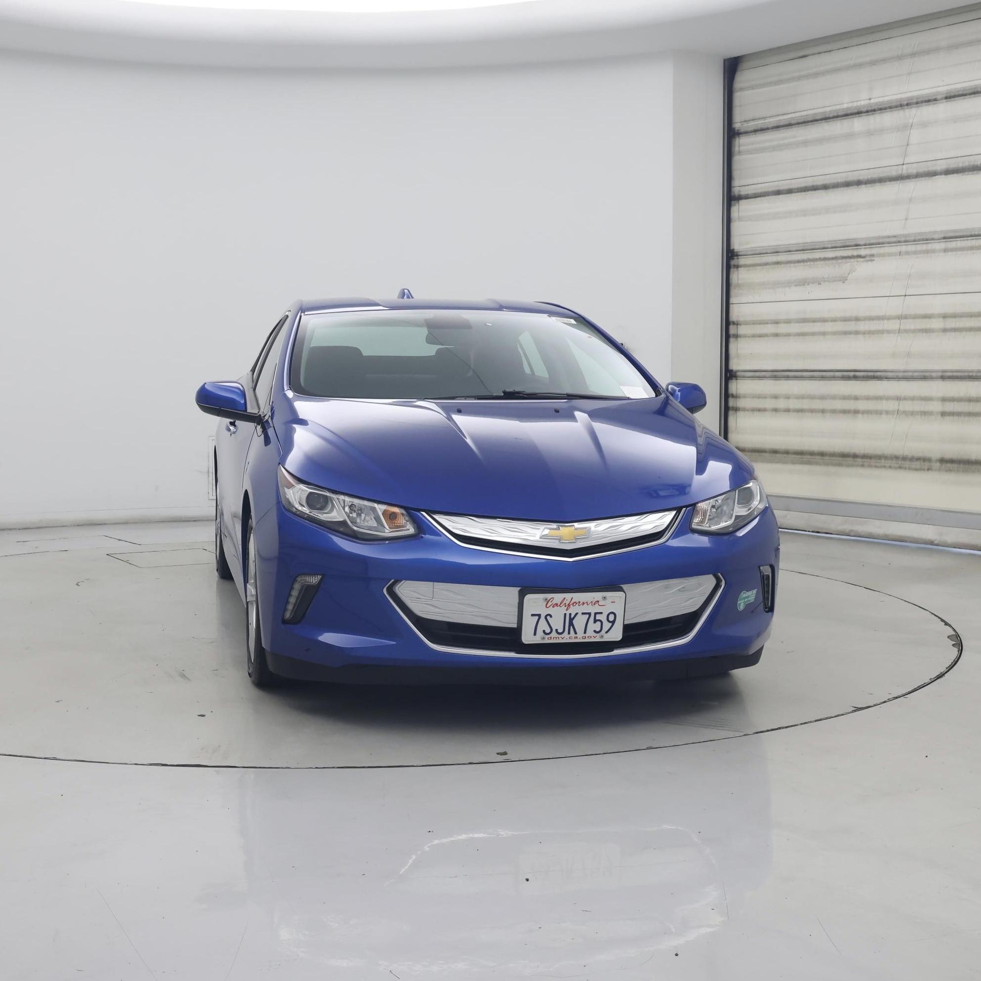 Thumbnail: 2016 Chevrolet Volt - 5