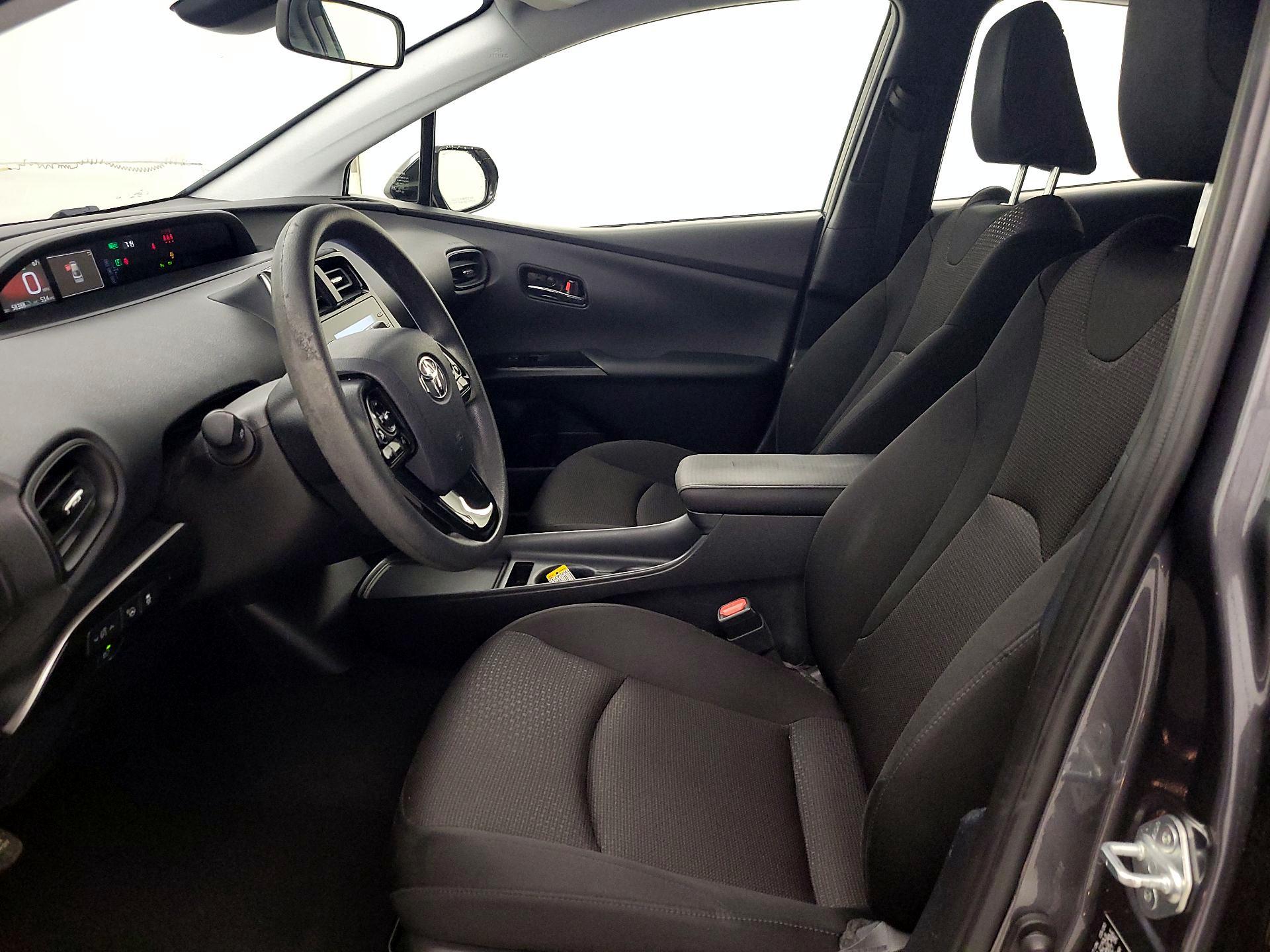 Thumbnail: 2020 Toyota Prius - 9