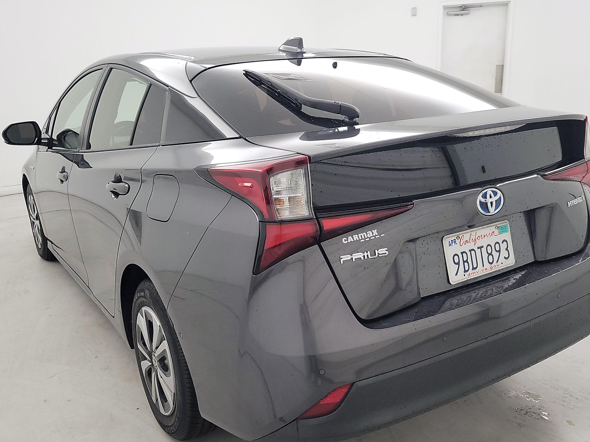 Thumbnail: 2020 Toyota Prius - 7