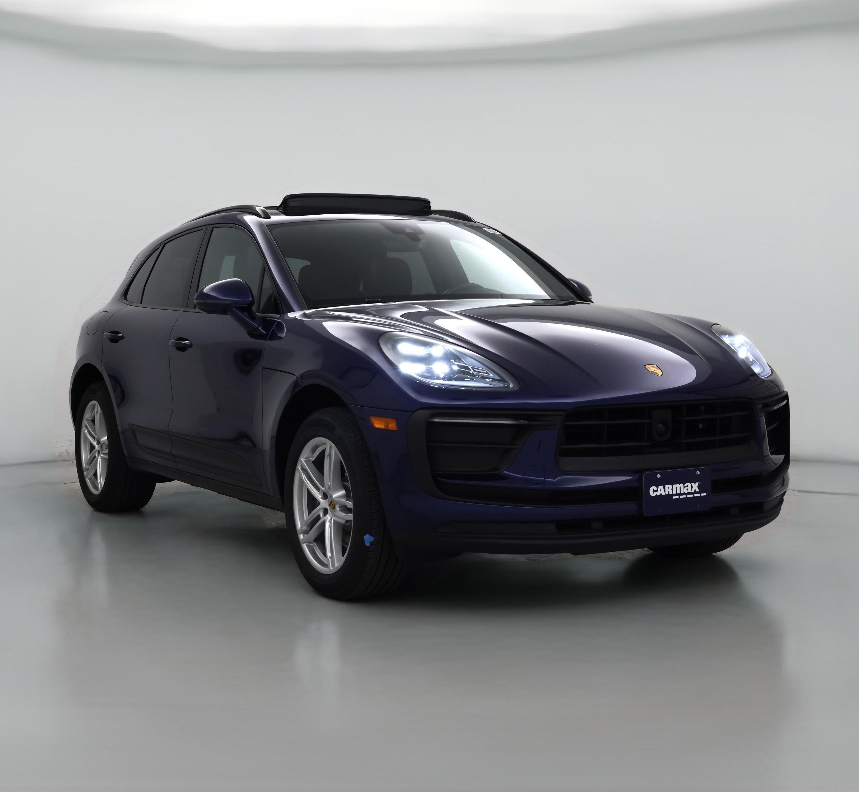 Thumbnail: 2023 Porsche Macan - 1