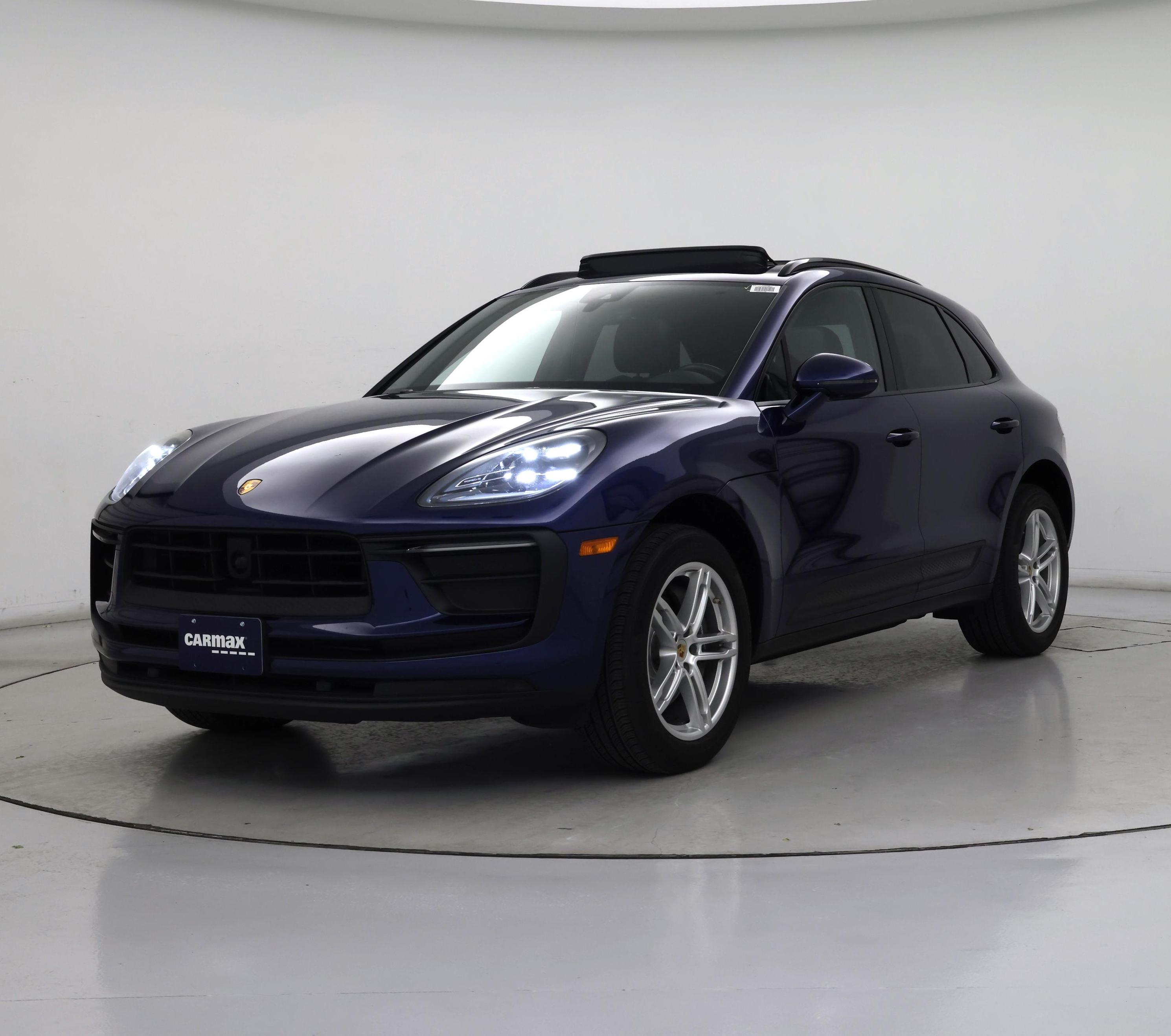 Thumbnail: 2023 Porsche Macan - 4