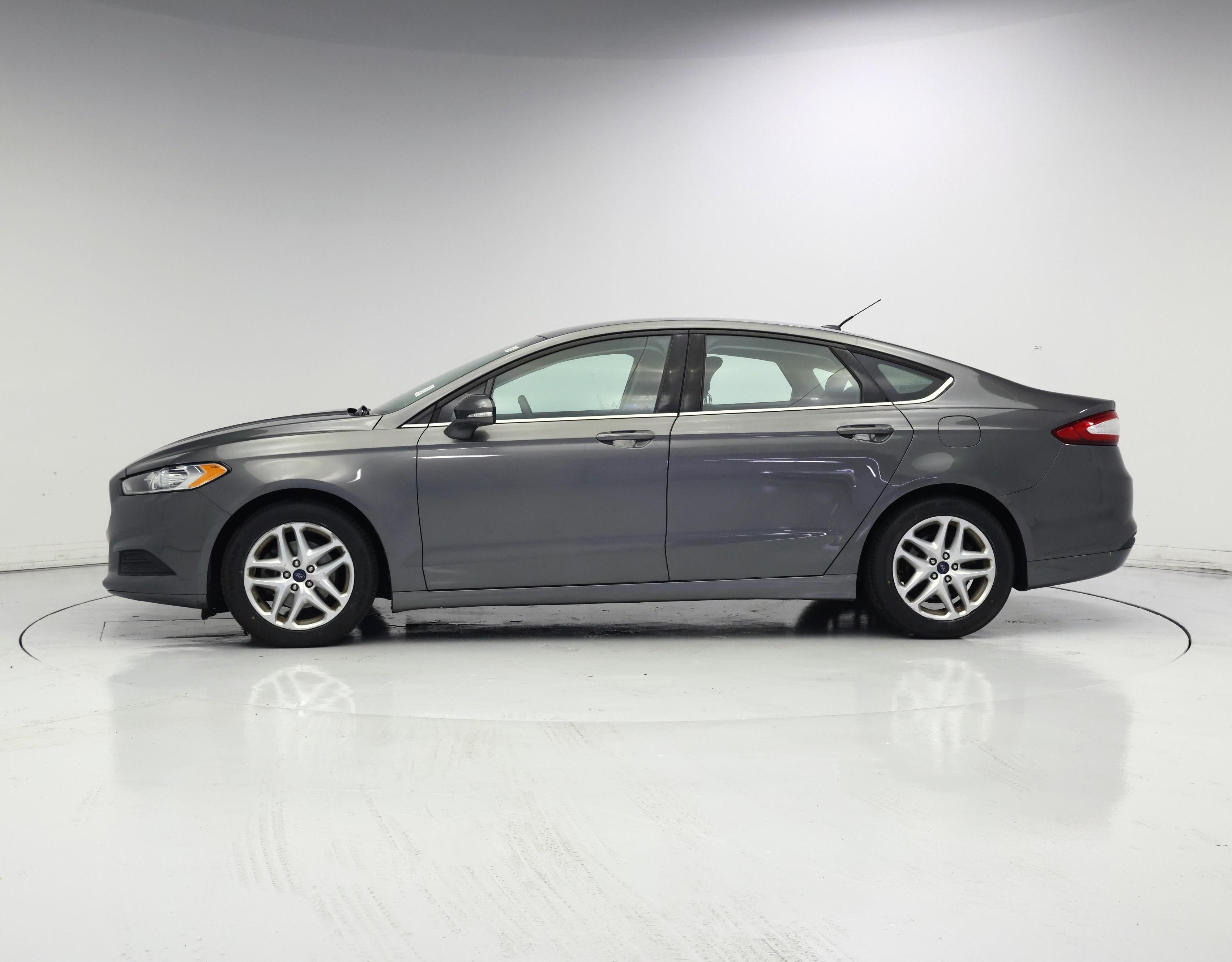 Thumbnail: 2014 Ford Fusion - 3