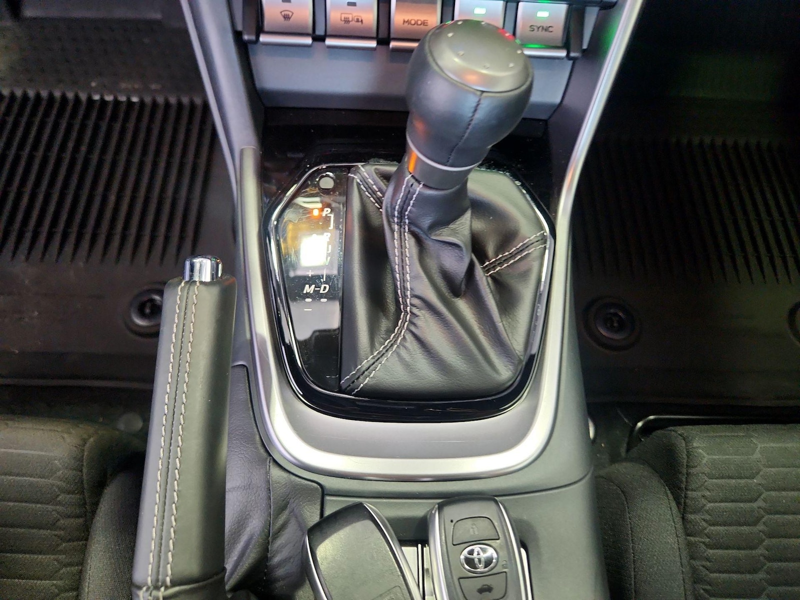 2025 Toyota GR86 Base - Photo 18