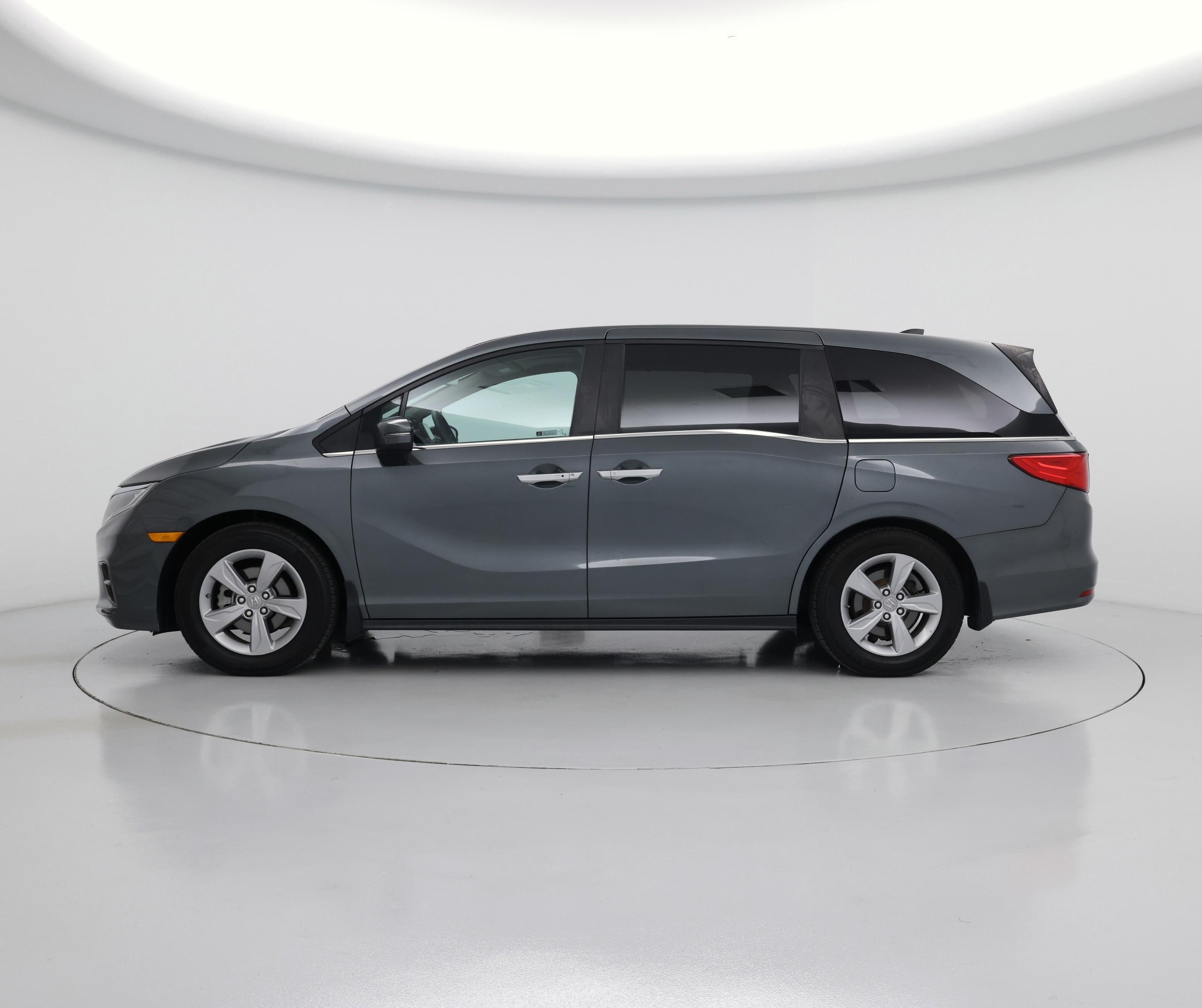 Thumbnail: 2019 Honda Odyssey - 3