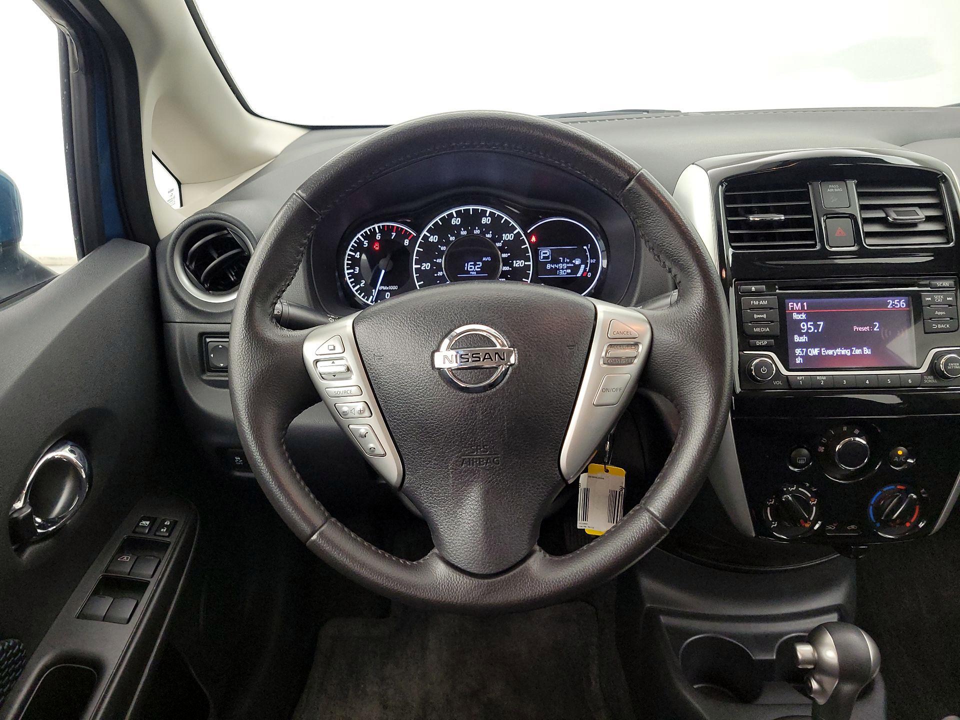 Thumbnail: 2015 Nissan Versa Note - 10