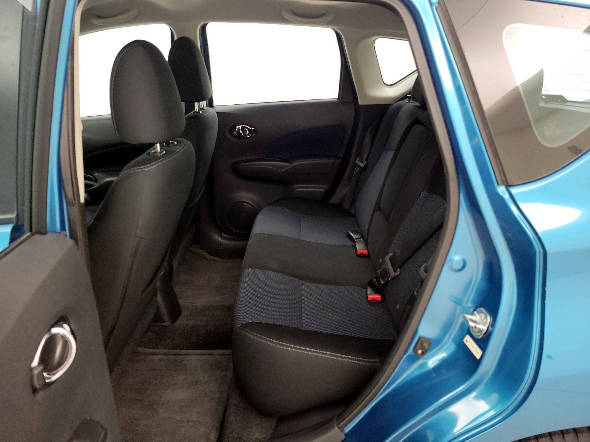 Thumbnail: 2015 Nissan Versa Note - 18