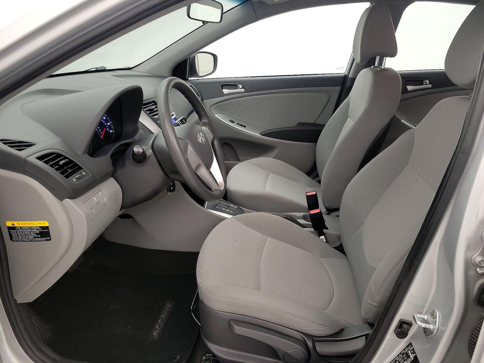 2014 Hyundai Accent GLS - Photo 12
